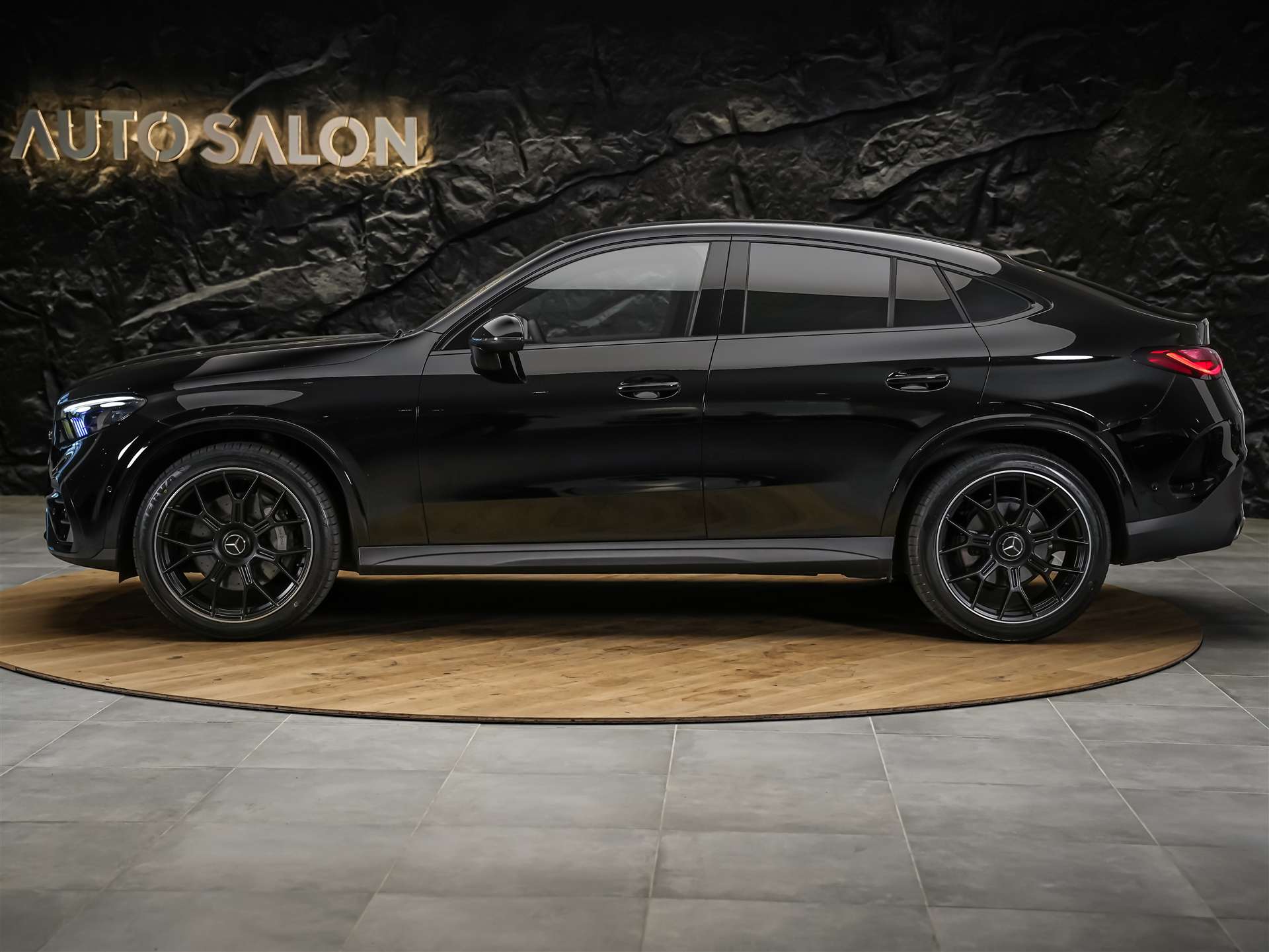 MERCEDES-BENZ GLC Coupé 200 AMG Line 4Matic 9G-Tronic *21" Felgen*Digital Light*Lenkradheizung*-showroom-element-1