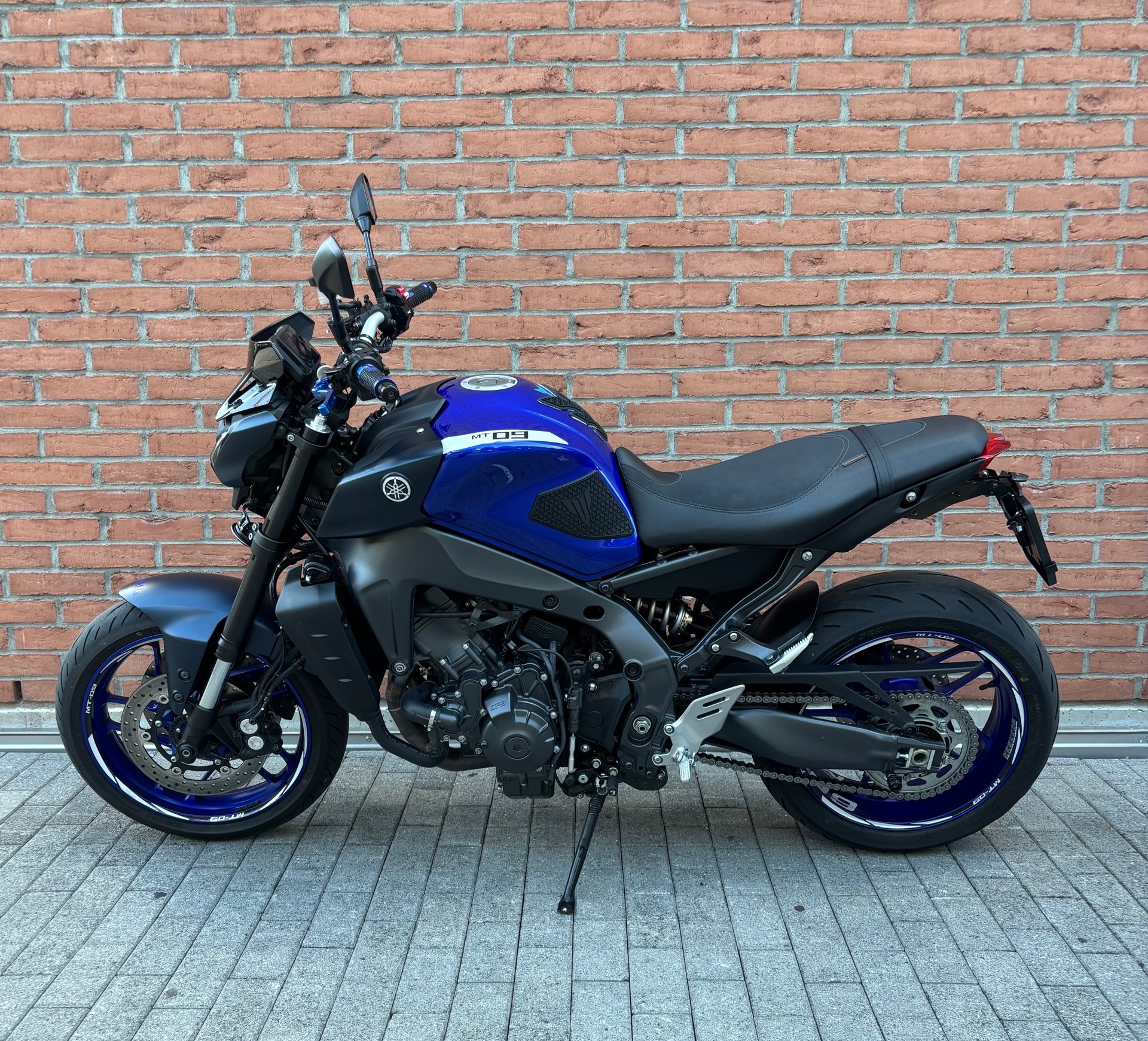 YAMAHA MT-09-image-4