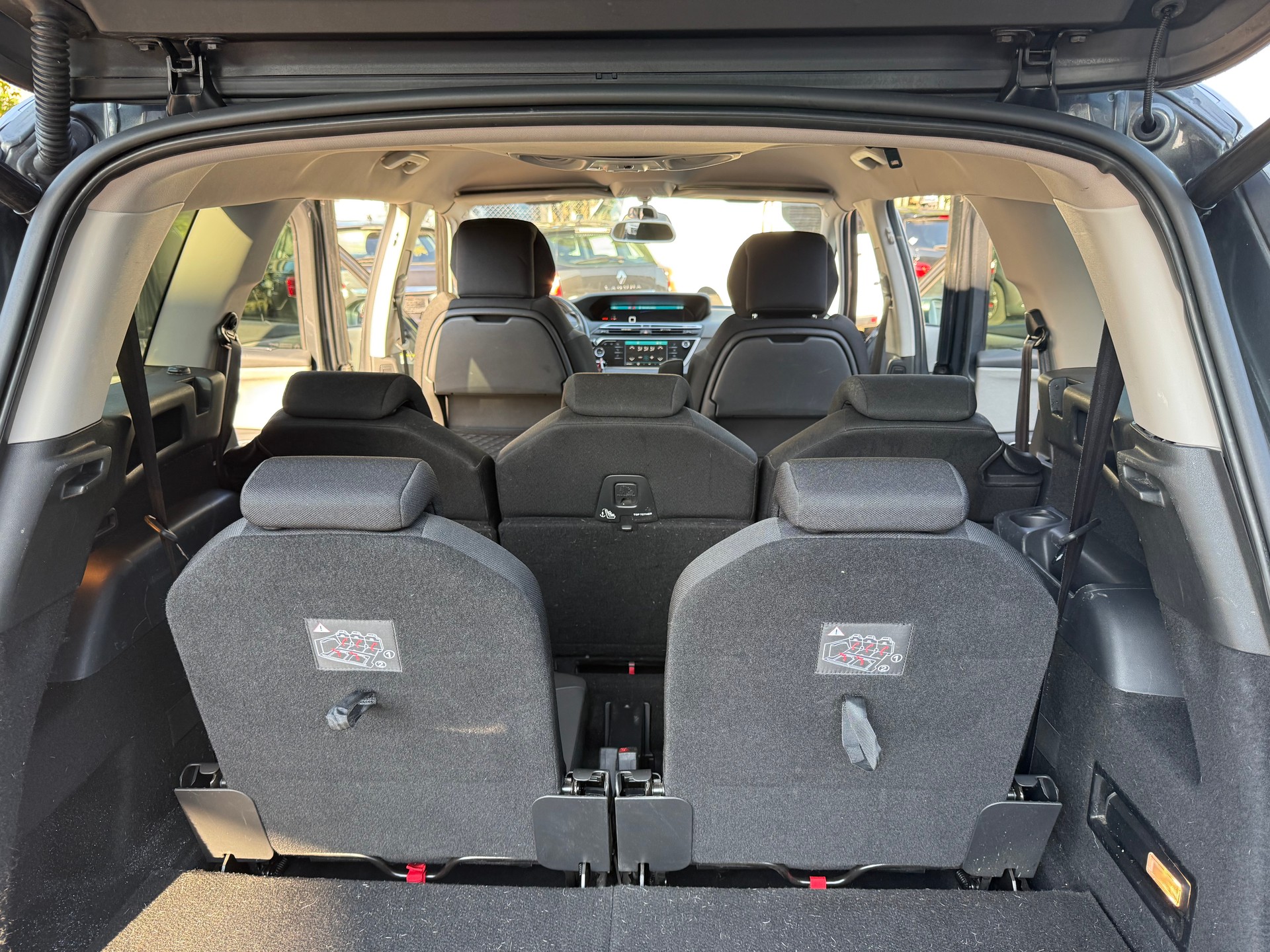 CITROEN Grand C4 Picasso 1.2 Pure Tech Feel Edition-image-12