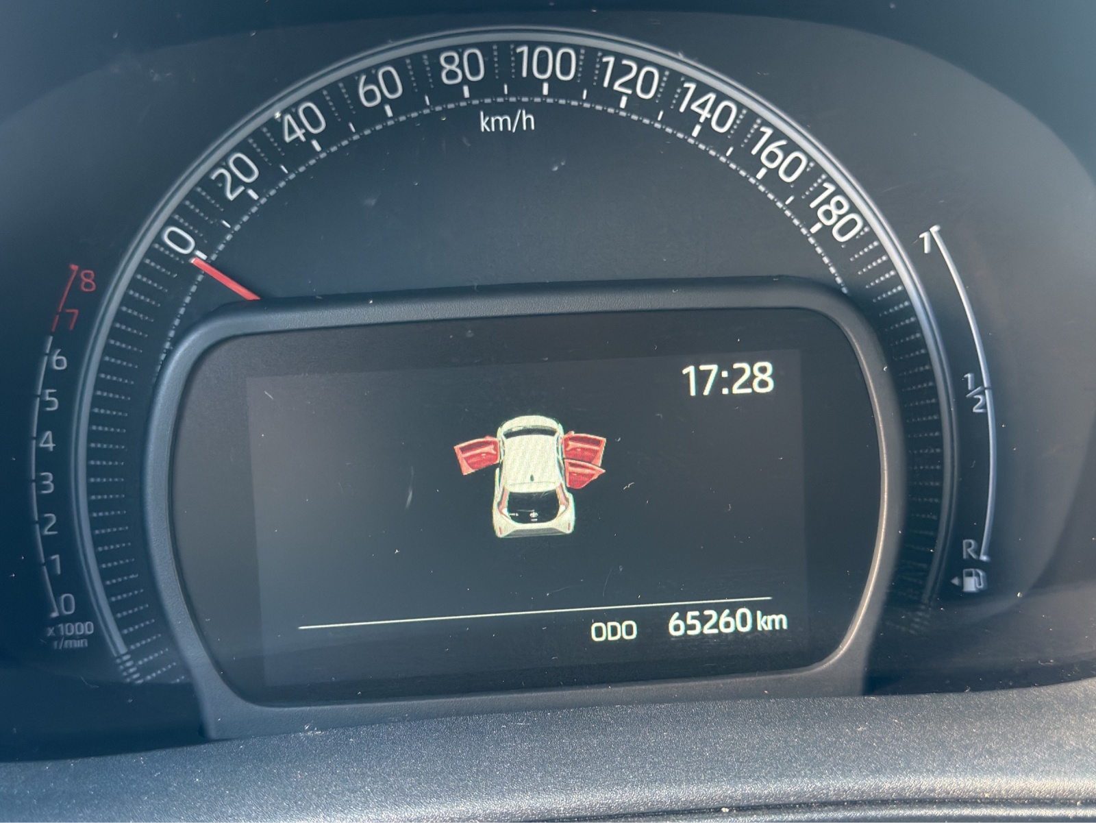 TOYOTA Aygo X 1.0 VVT-i Trend CVT-image-10