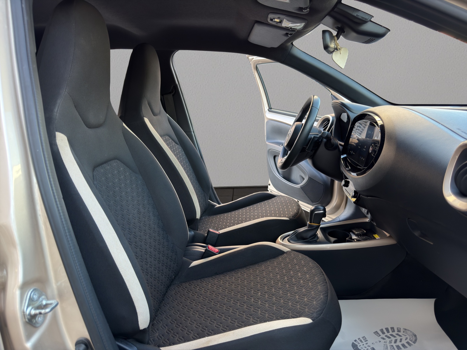 TOYOTA Aygo X 1.0 VVT-i Trend CVT-image-16