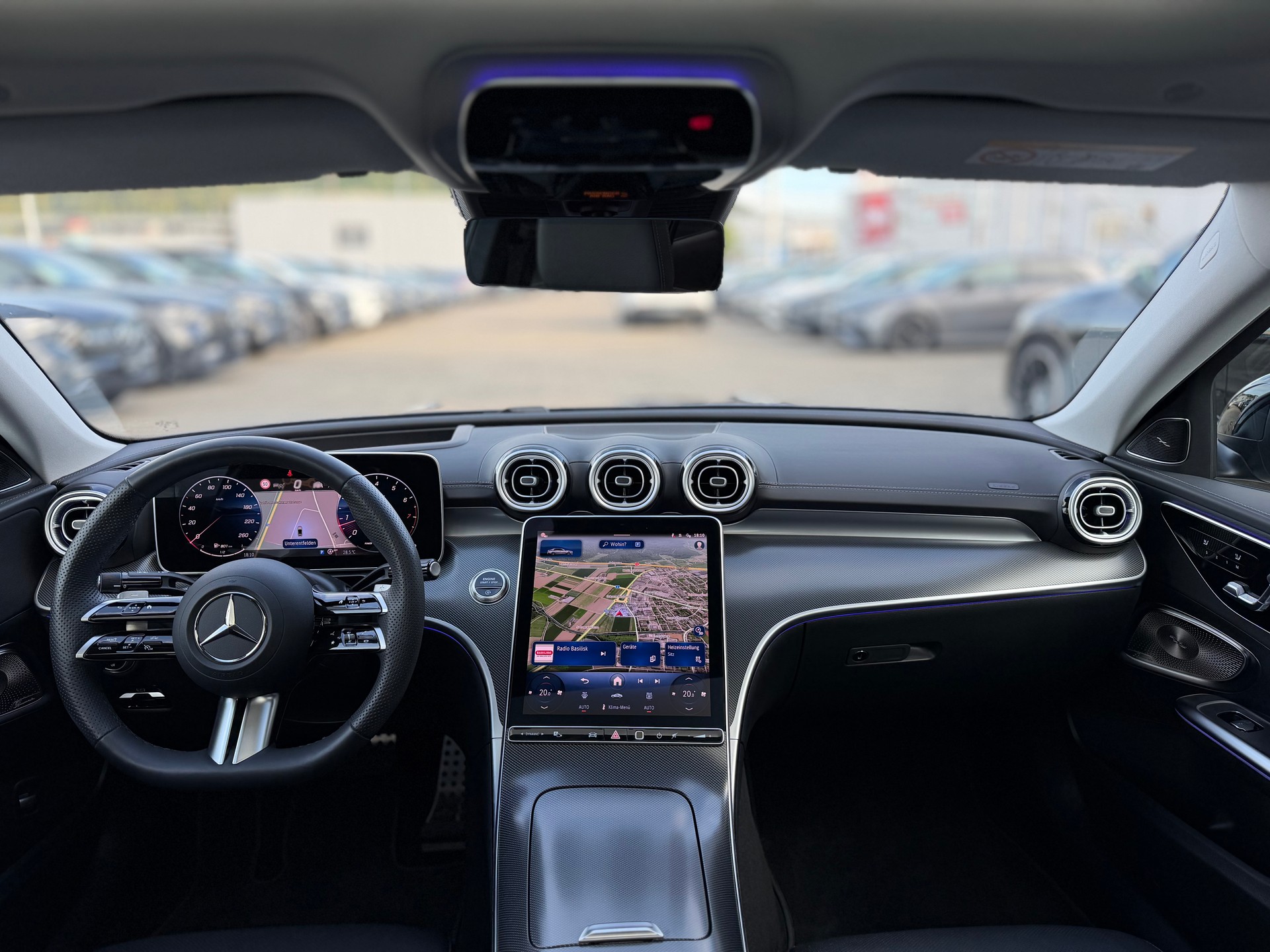 MERCEDES-BENZ C 300 AMG LIne 4 Matic-image-4