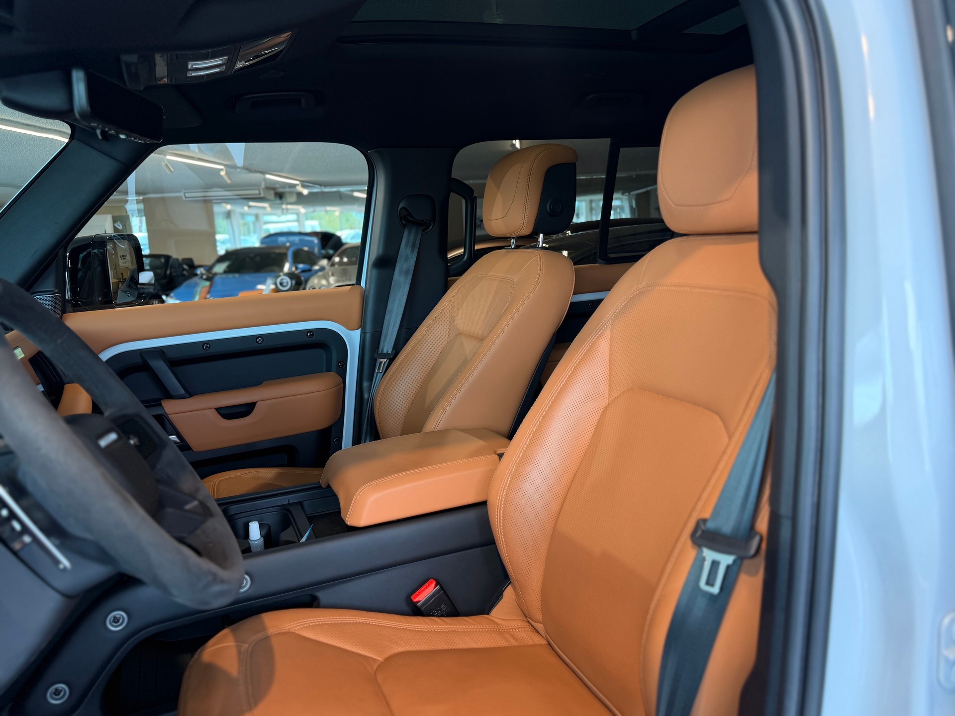 LAND ROVER Defender 110 525 V8 5.0 URBAN-EDITION-image-17