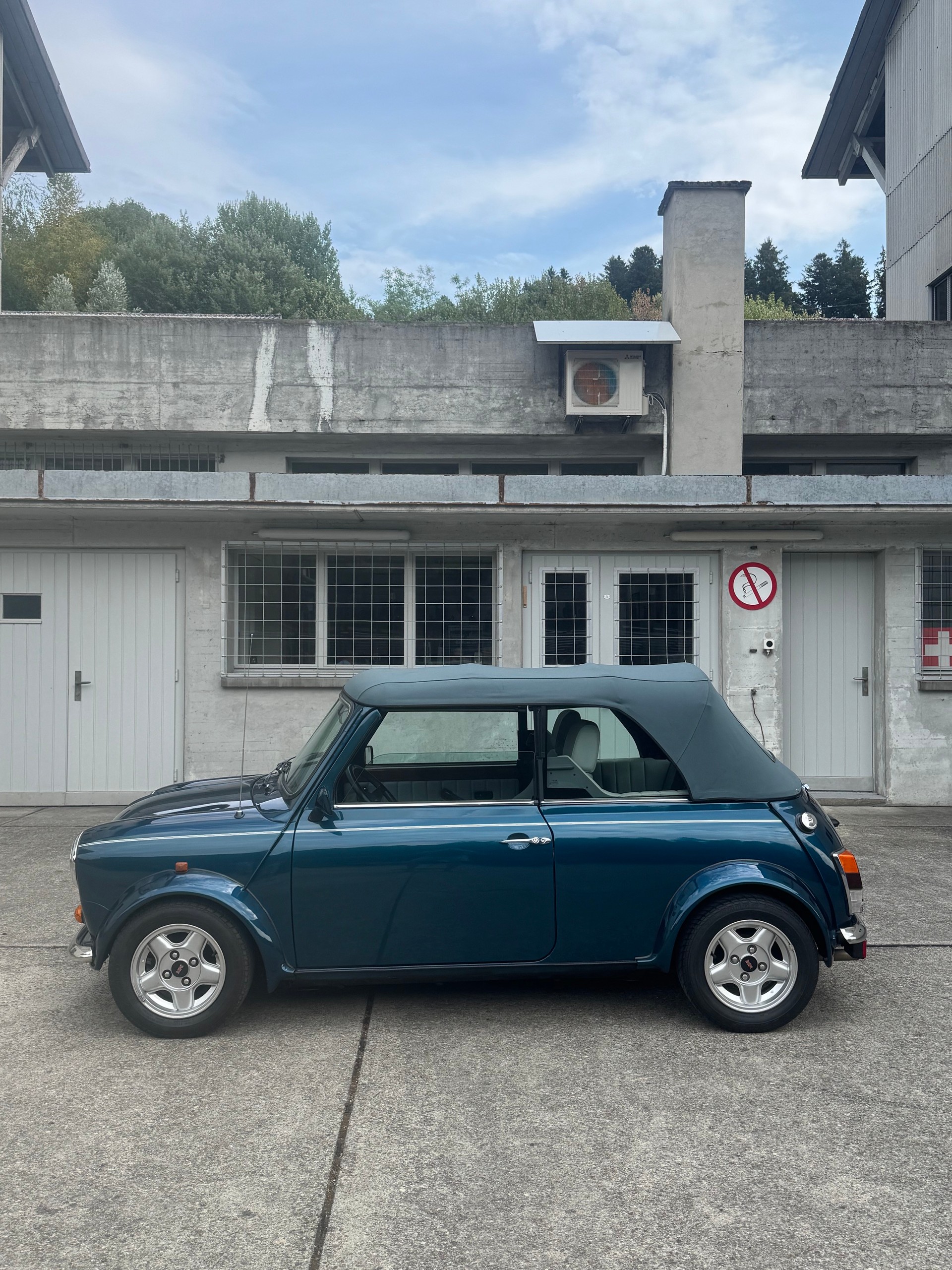 MINI Lamm Cabrio-showroom-element-2