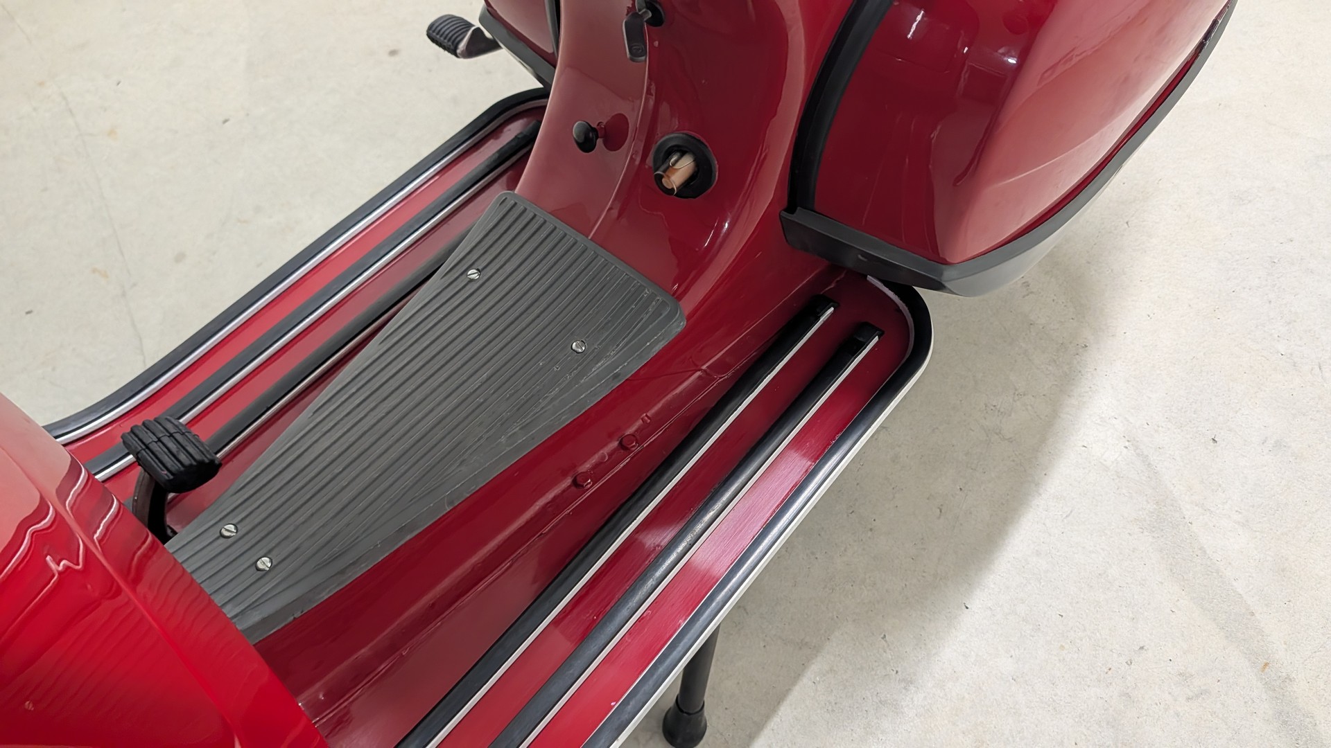 PIAGGIO Vespa PX 125 E-image-10