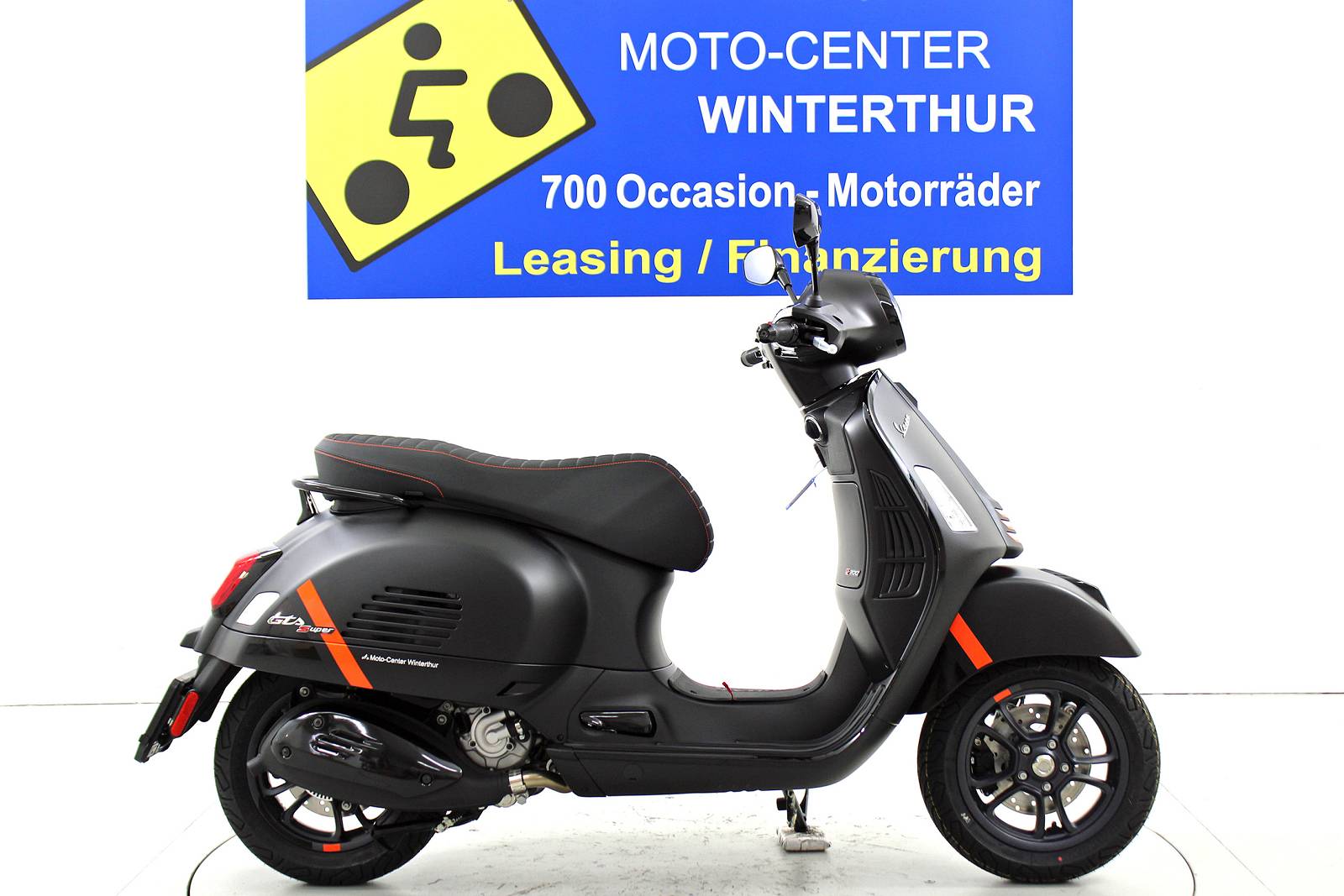 PIAGGIO Vespa GTS 300 Super Sport ABS-image-0