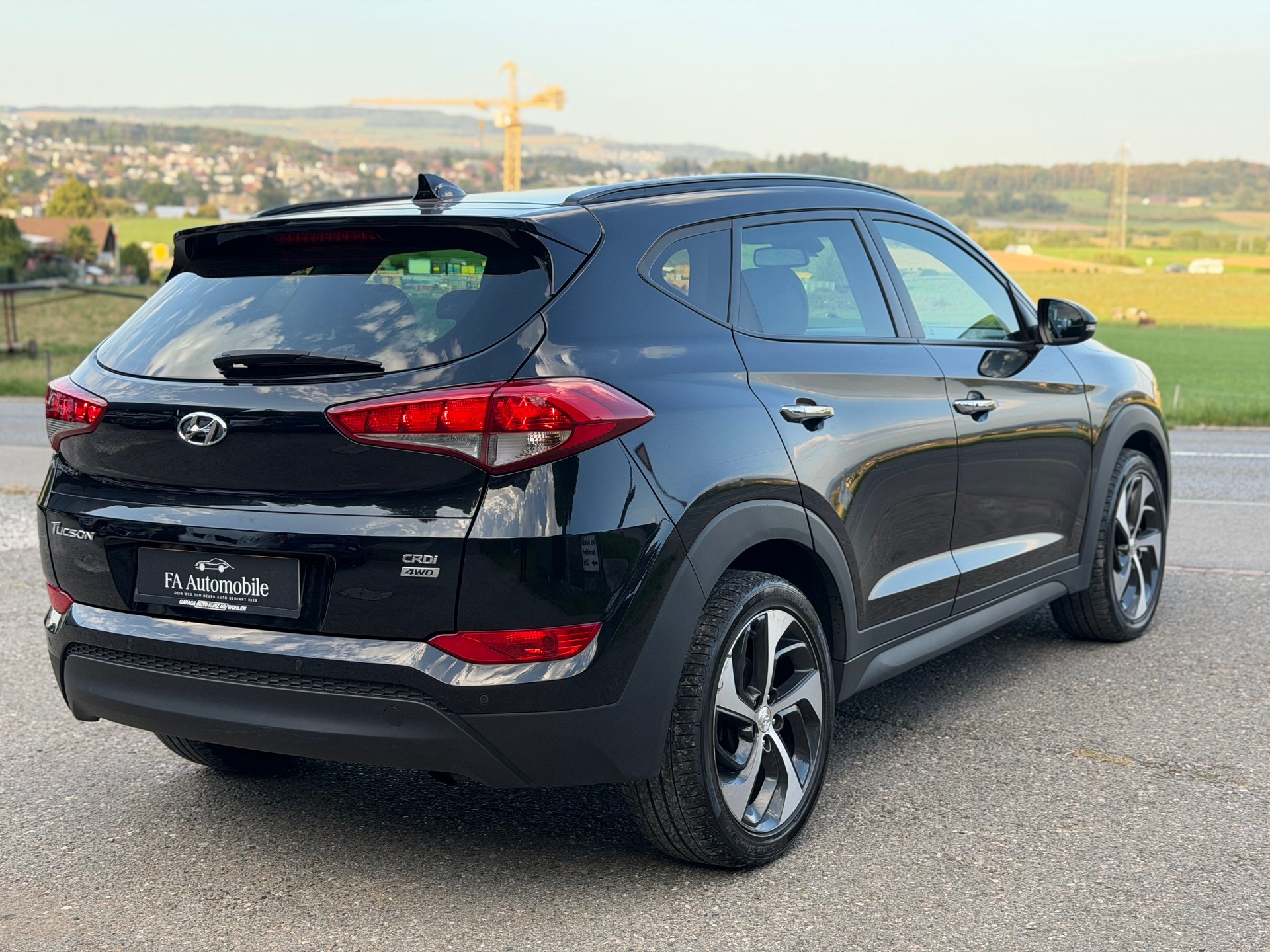 HYUNDAI Tucson 2.0 CRDI Vertex 4WD Automatic-image-5