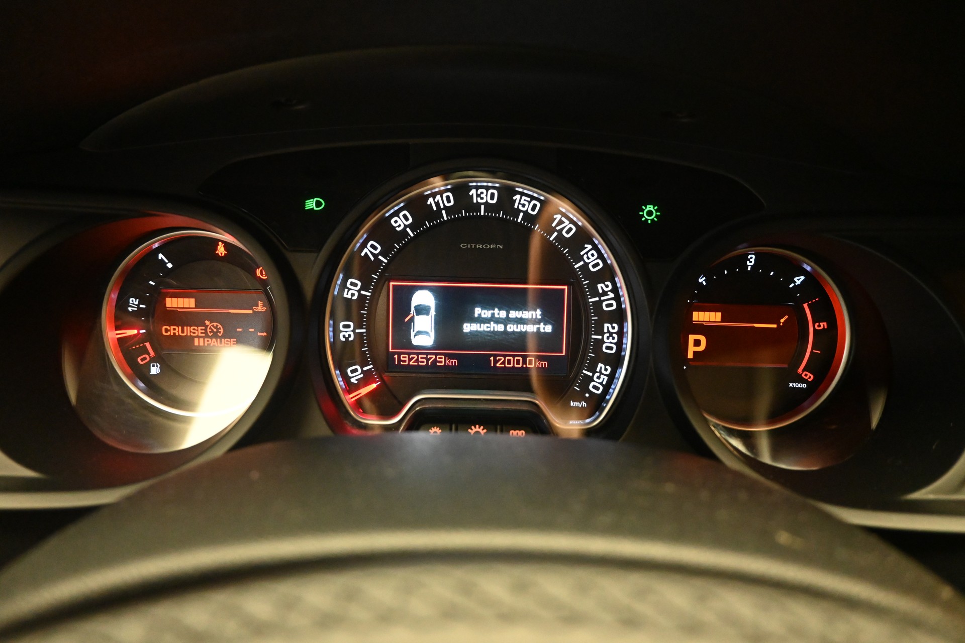 CITROEN C5 Tourer 2.2 HDi Exclusive Automatic-image-10