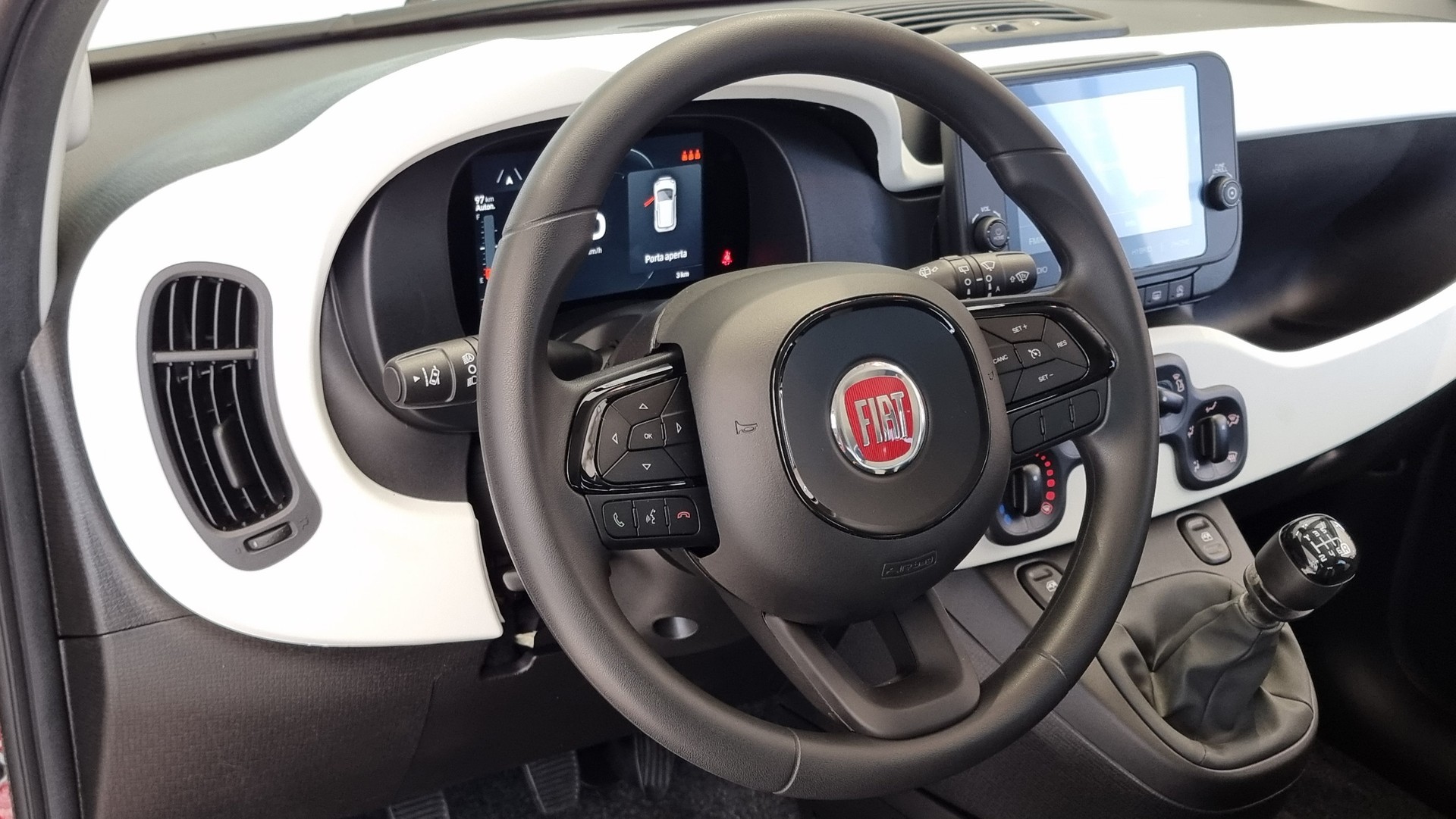 FIAT Pandina 1.0 Hybrid Cross-image-13