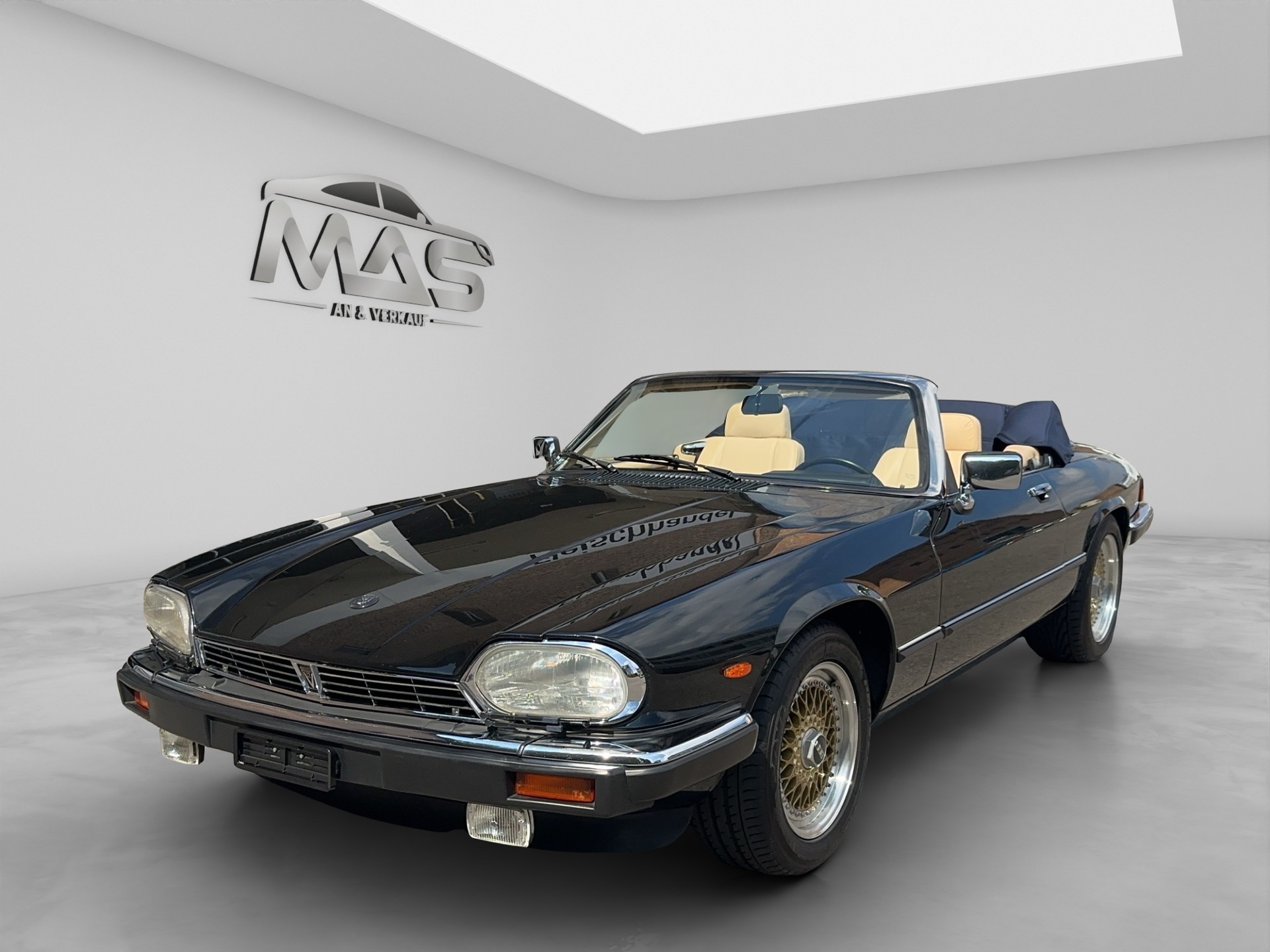 JAGUAR XJ12 5.3 Sovereign