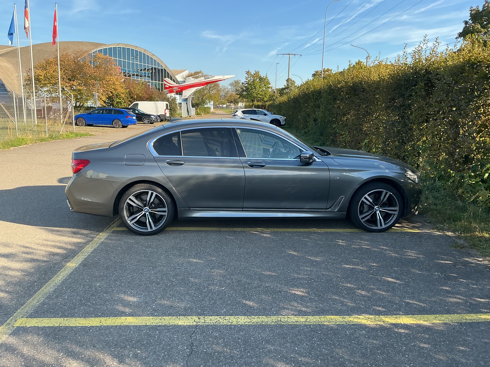 BMW 750i xDrive 578 ps M Sportgetriebe Vollausstattung