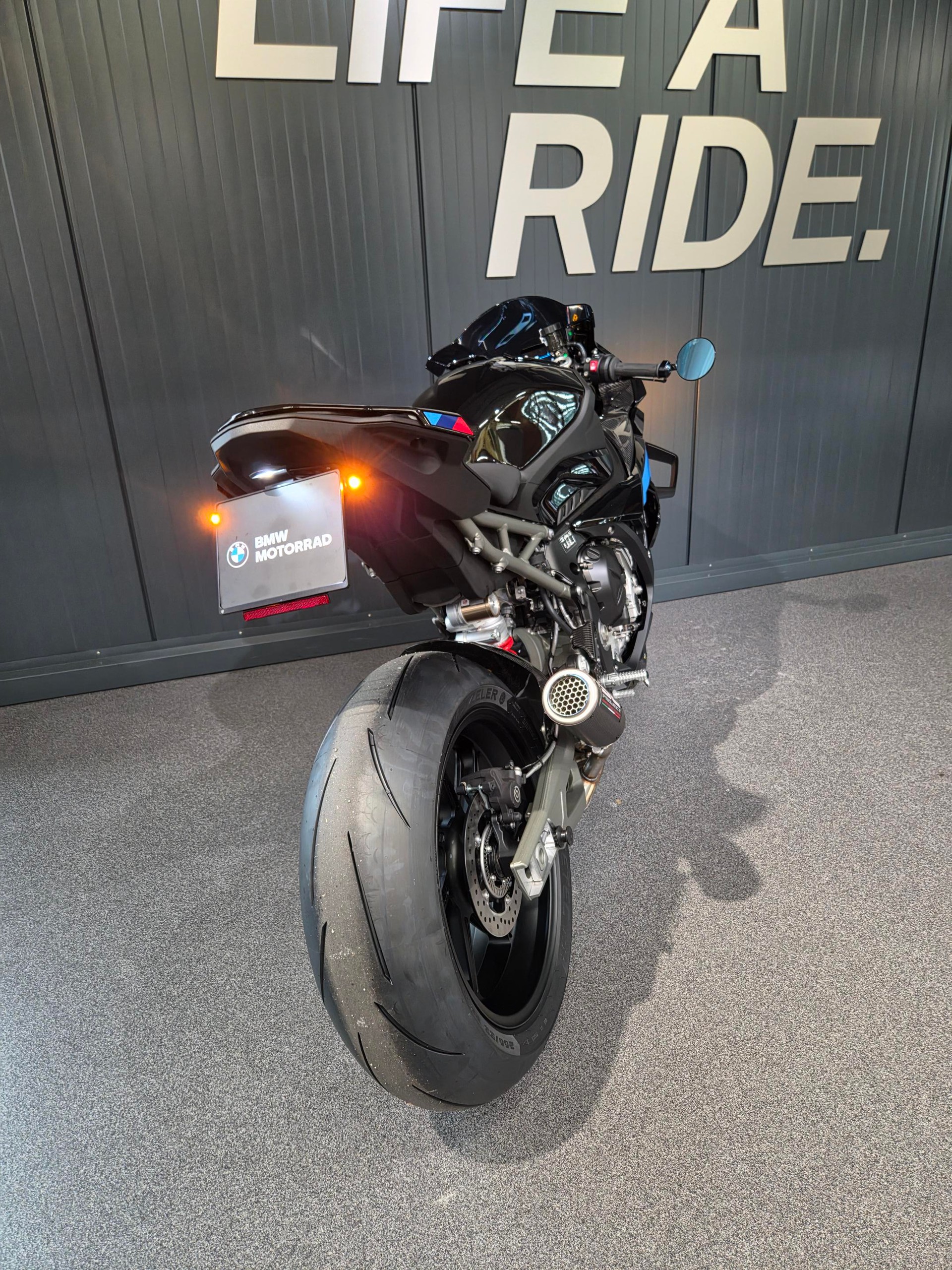BMW S 1000 RR-image-7