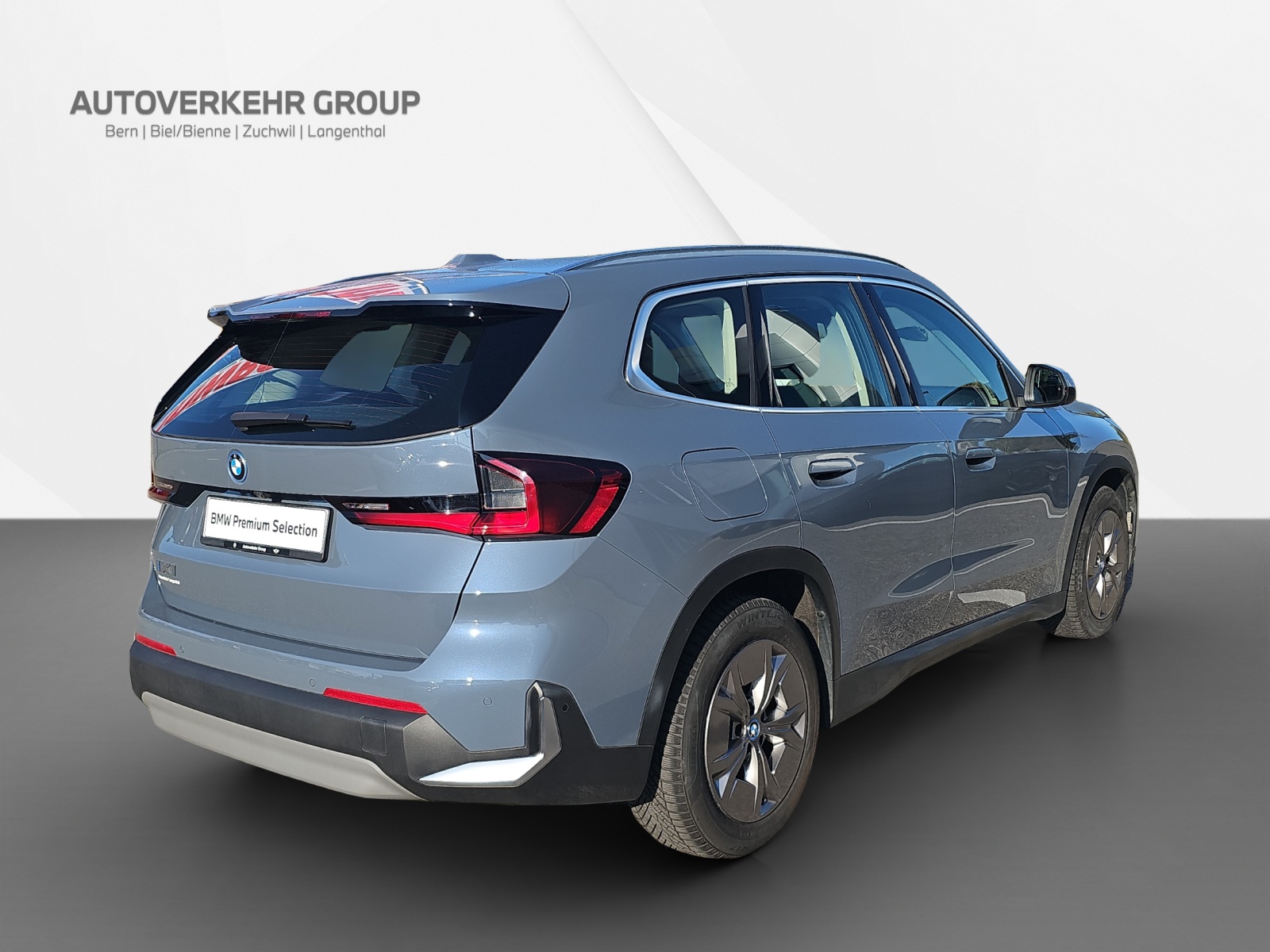 BMW iX1 xDrive 30-image-6