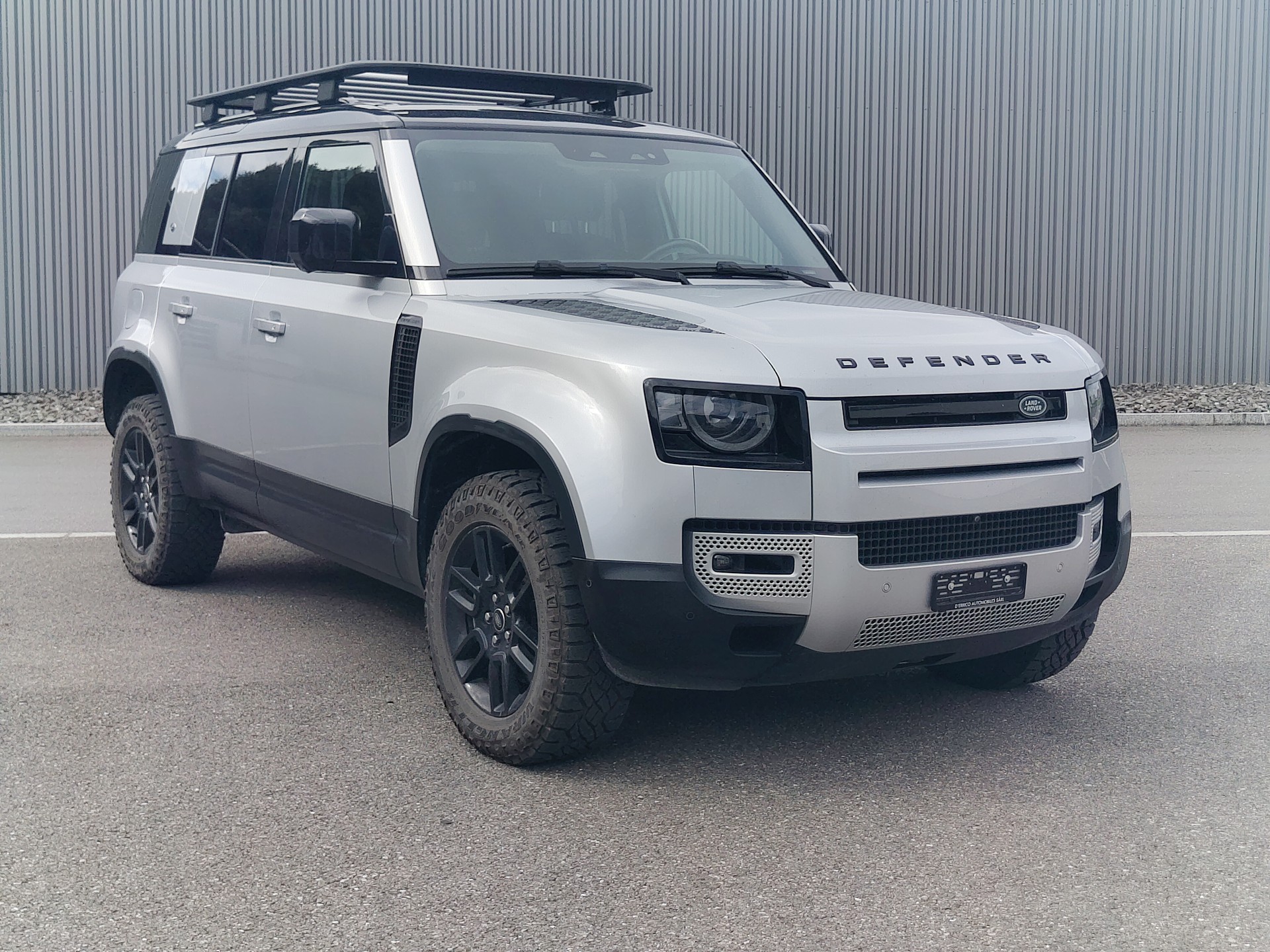 LAND ROVER Defender 110 P400 I6 First Edition 3.0 MHEV AT8