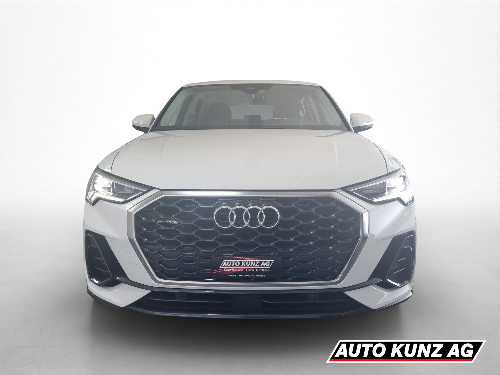 AUDI Q3 Sportback 2.0 35 TDI quattro S-Tronic-showroom-element-1