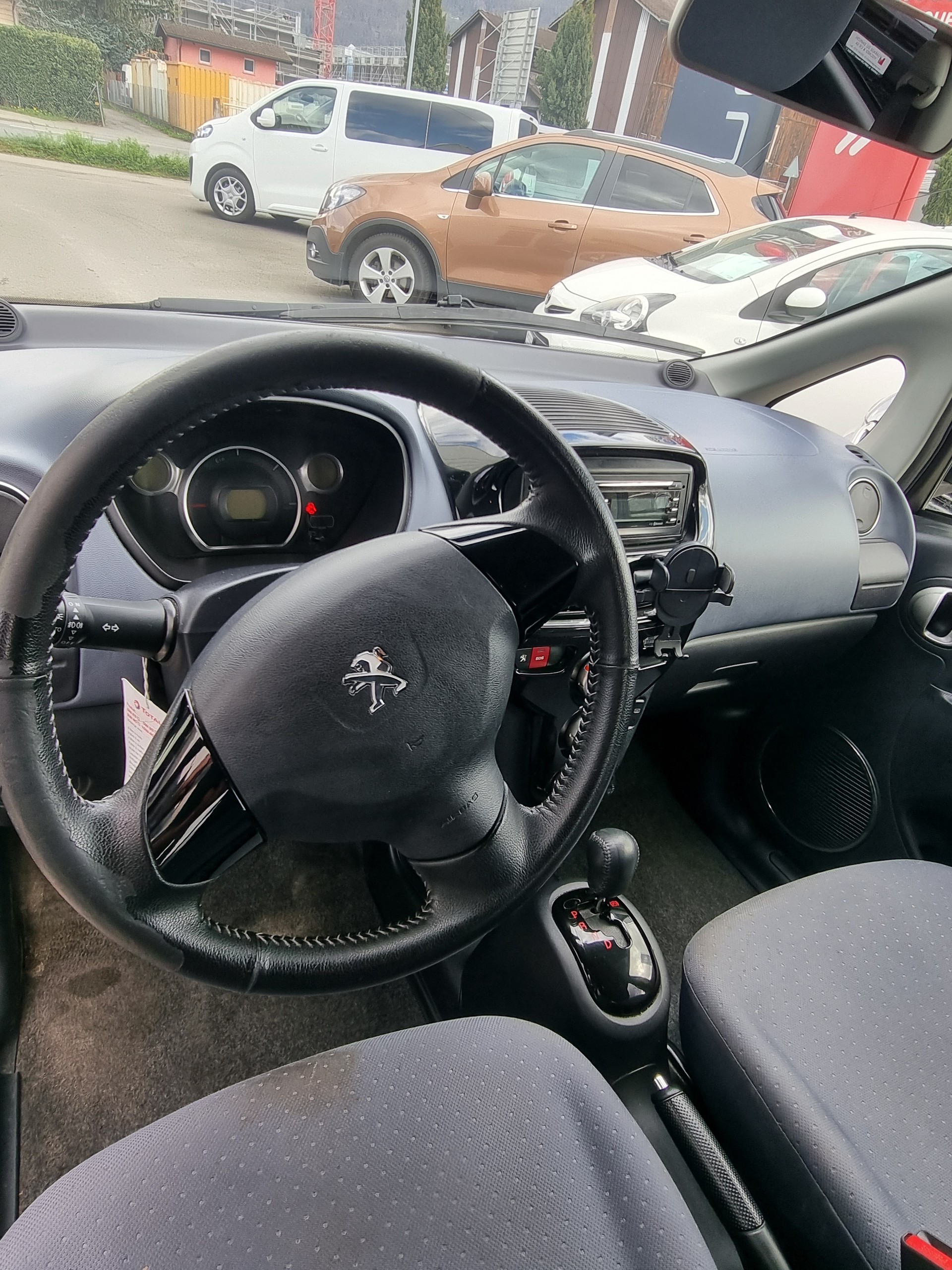 PEUGEOT iON Active-image-5