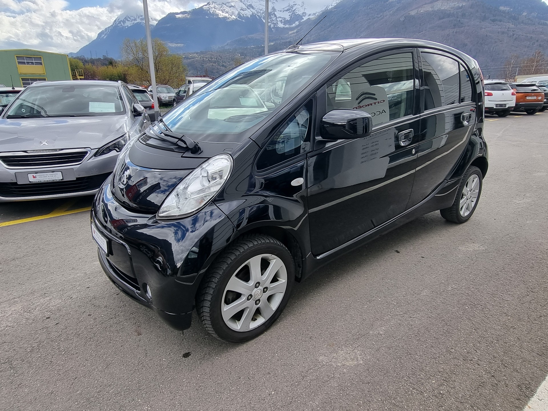 PEUGEOT iON Active-image-4