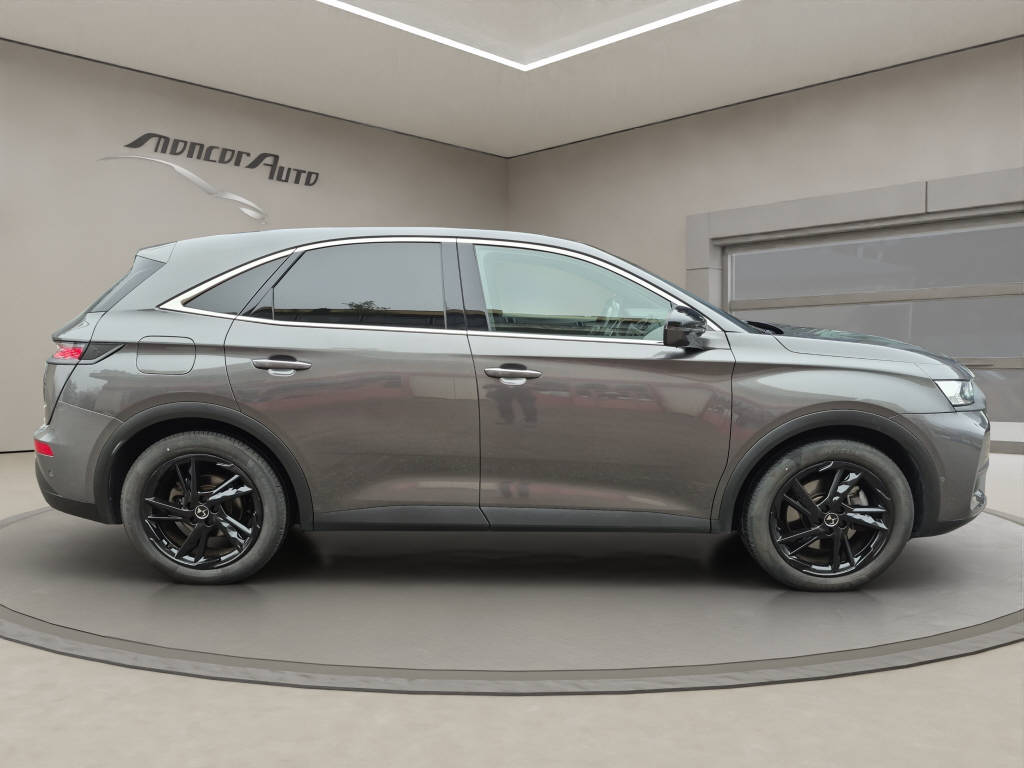 DS AUTOMOBILES DS7 Crossback E-Tense 300 4x4 Performance Line-showroom-element-1