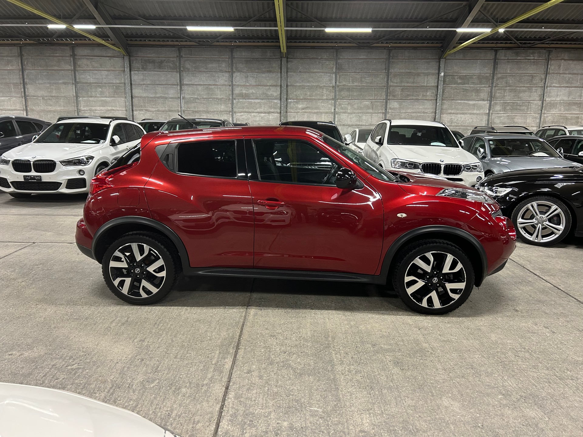 NISSAN Juke 1.6 tekna Xtronic CVT-showroom-element-3