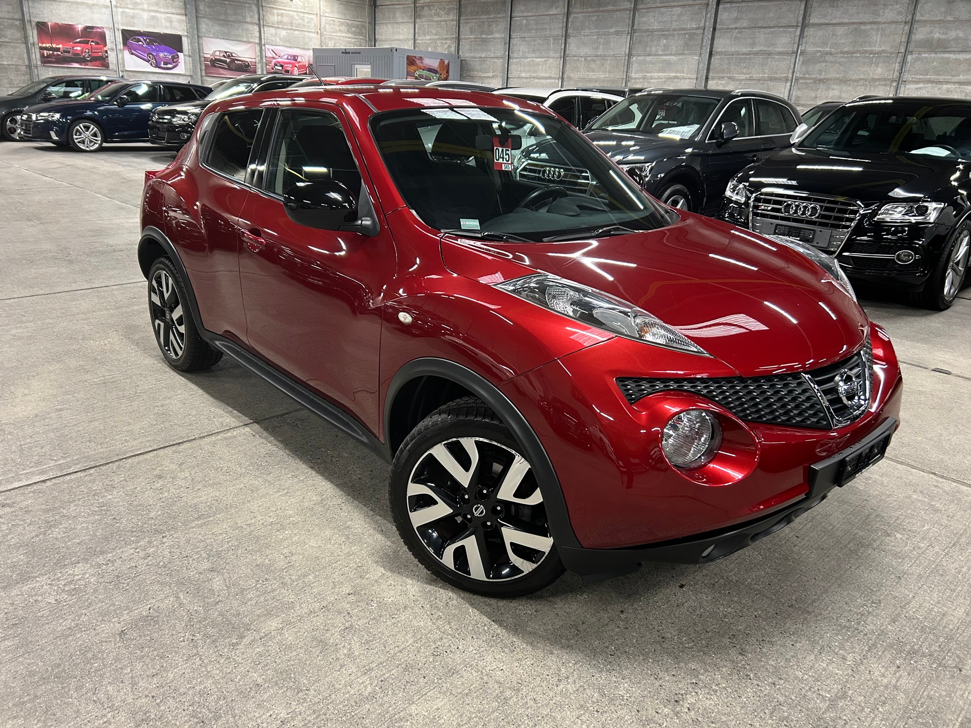 NISSAN Juke 1.6 tekna Xtronic CVT-showroom-element-1