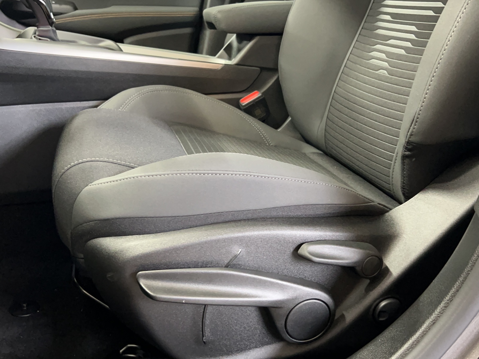 ALFA ROMEO Tonale 1.5T MHEV Sprint Edition 160 PS-image-18