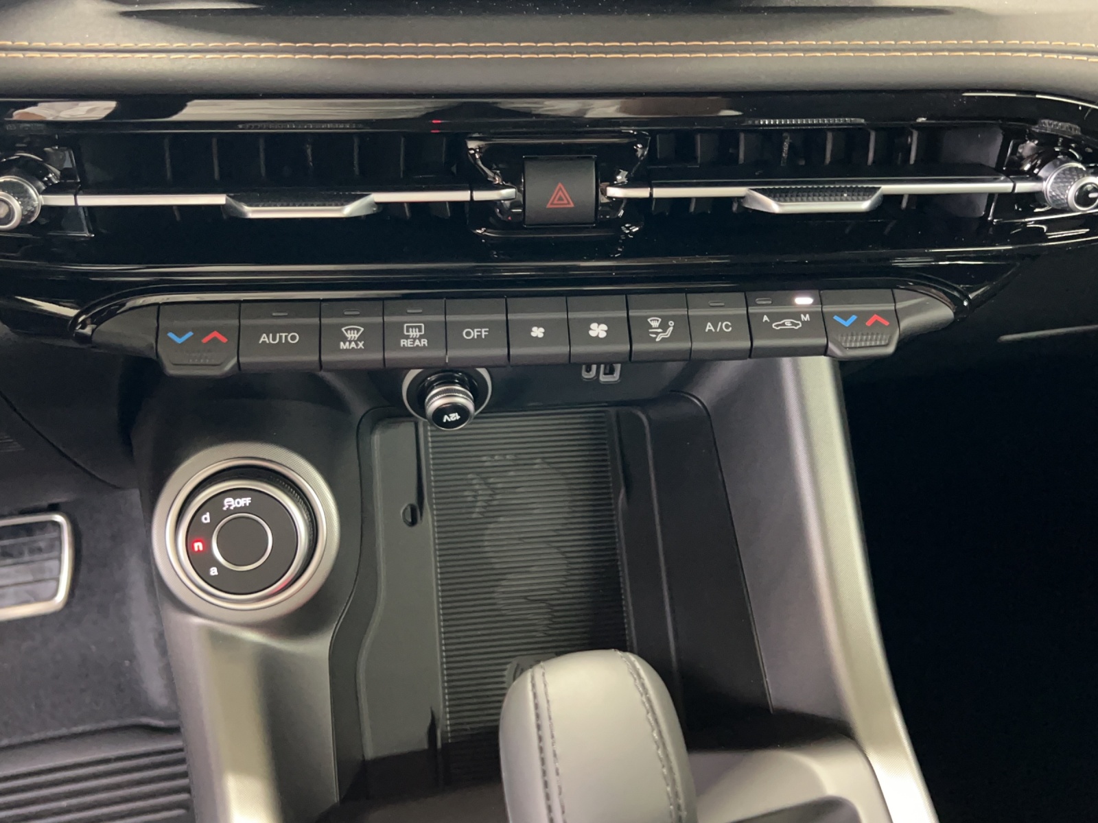 ALFA ROMEO Tonale 1.5T MHEV Sprint Edition 160 PS-image-13