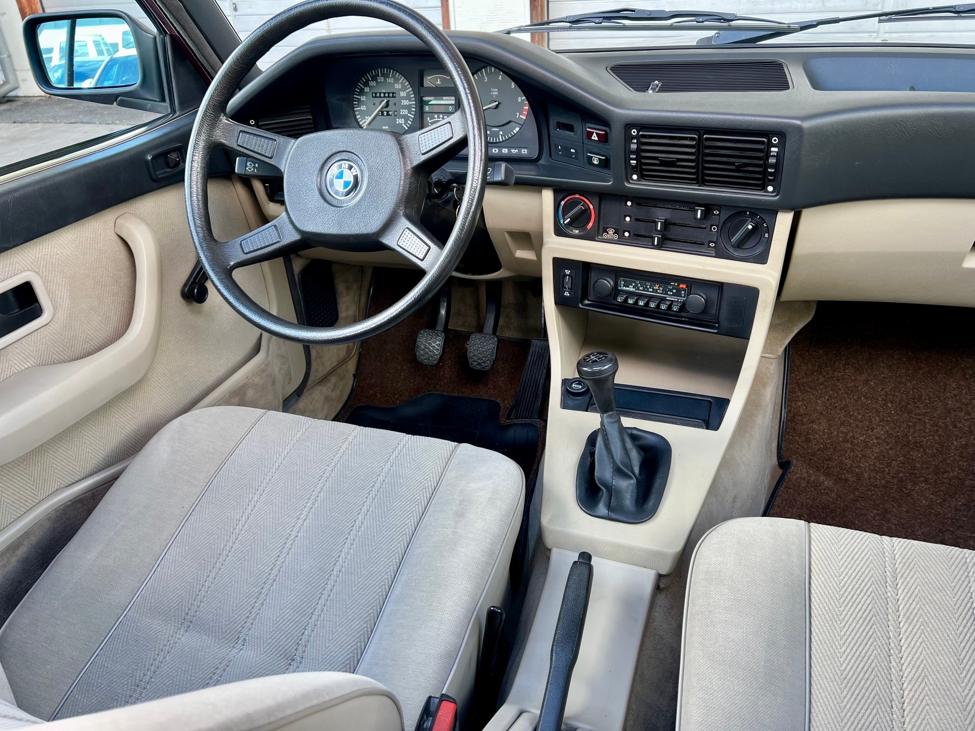 BMW 528i VETERAN-image-14