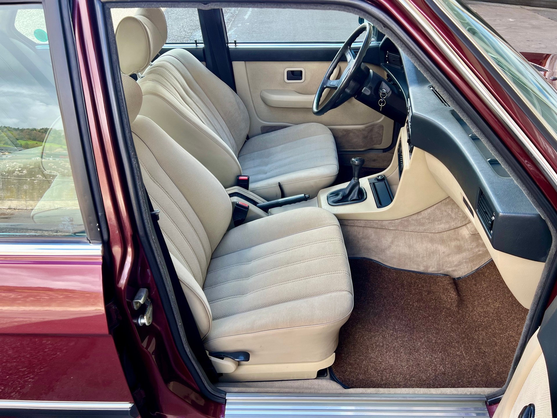BMW 528i VETERAN-image-16