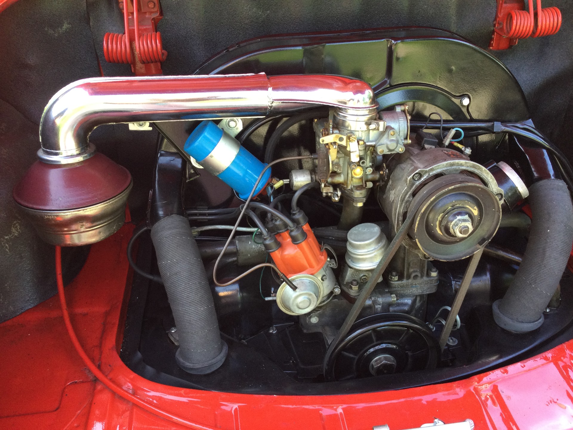 VW KARMANN-GHIA-image-2