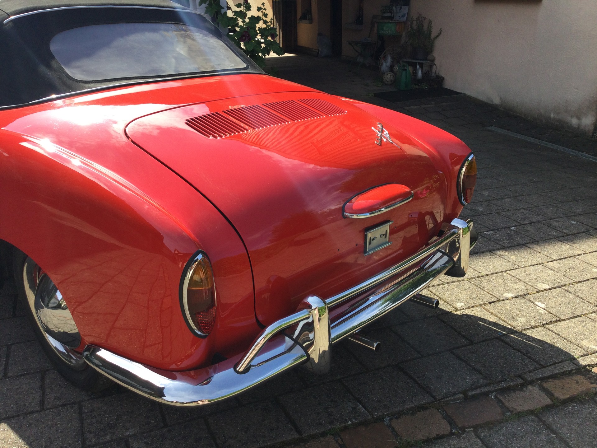 VW KARMANN-GHIA-image-4