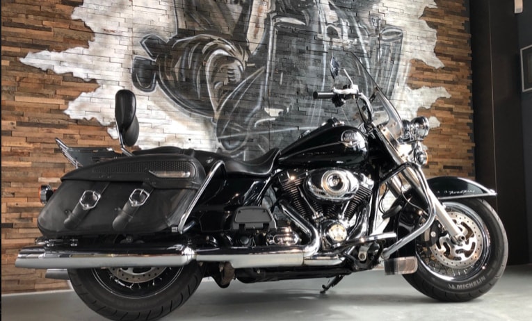 HARLEY-DAVIDSON FLHRC Road King Classic ABS-image-2
