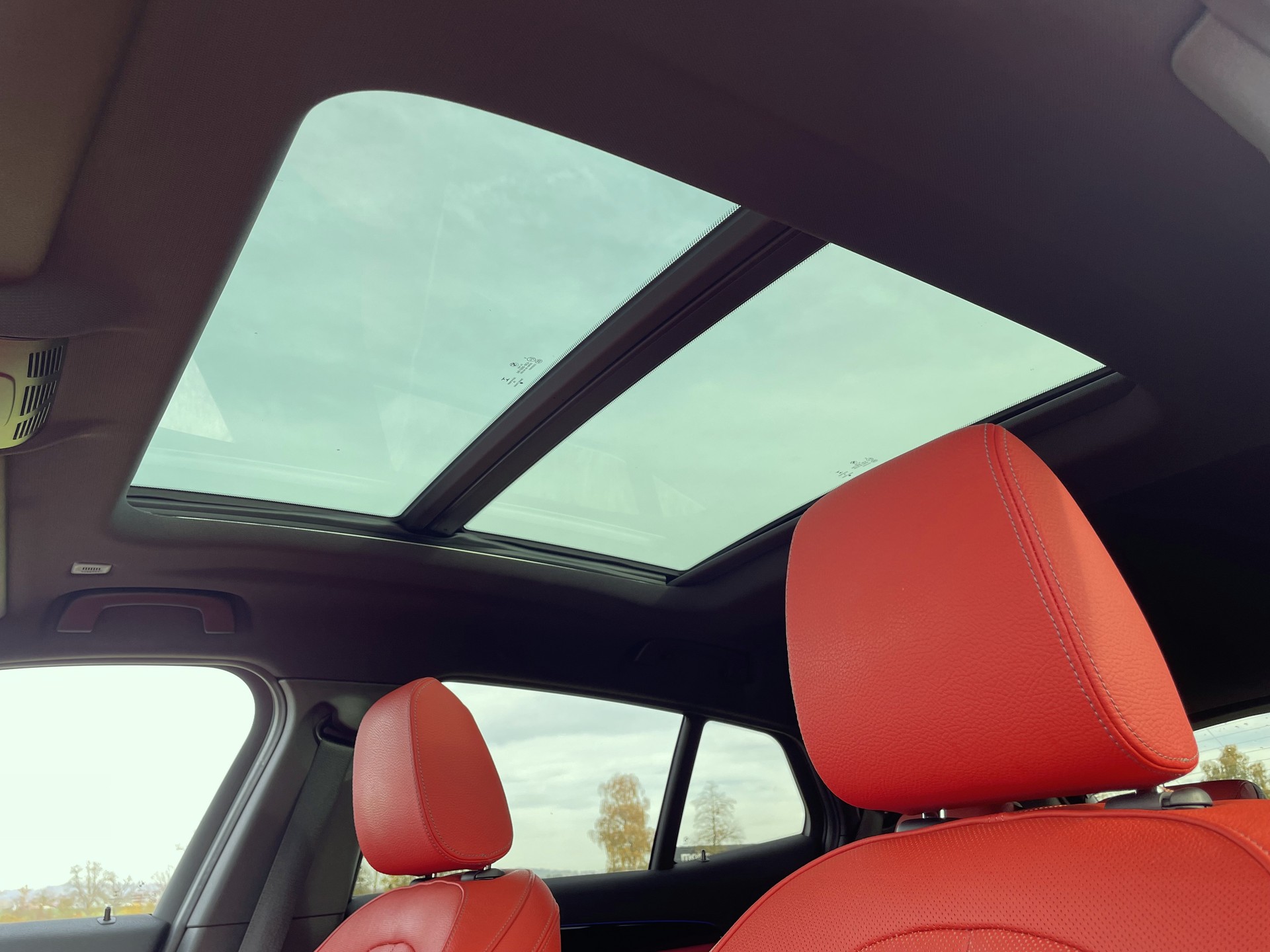 BMW X2 sDrive 18d M Sport X Steptronic * MAGMAROTEM INTERIEUER - M SPORT X PAKET *-image-13
