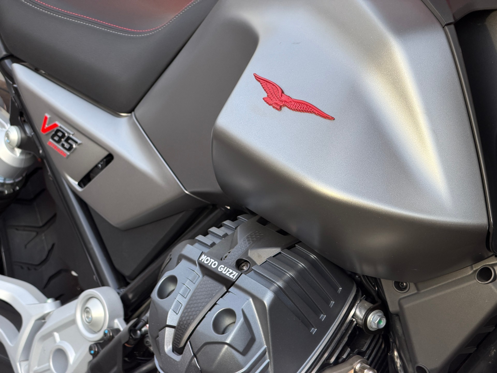MOTO GUZZI V85 TT Strada E5+ (35kW)-image-5