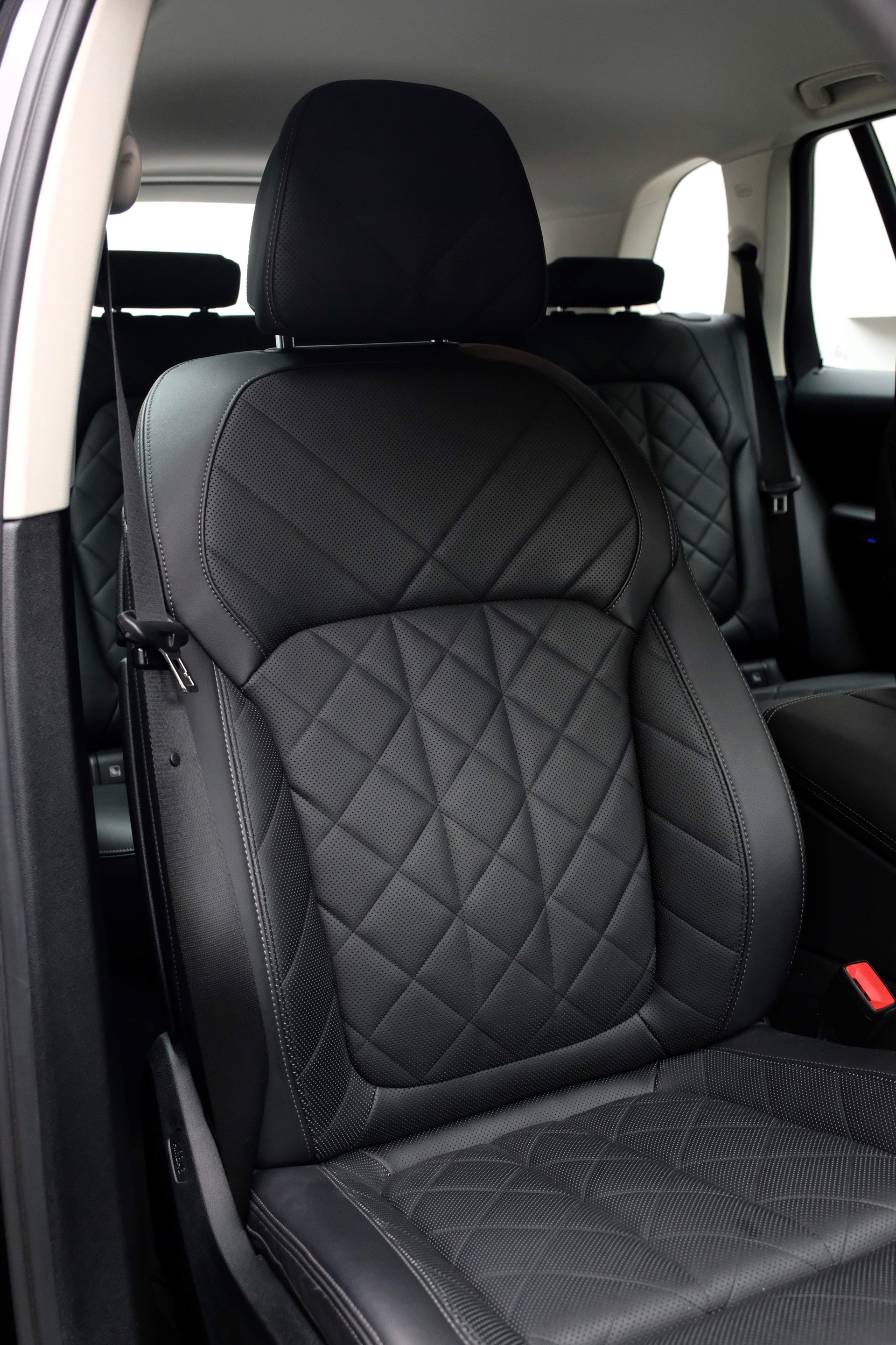 BMW X5 xDrive 48V 40i Steptronic-image-12