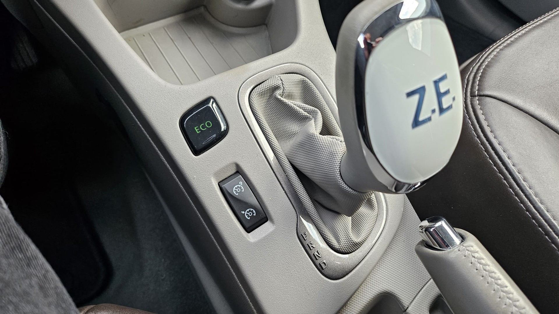 RENAULT Zoe Limited R110 (incl. Batterie)-image-11