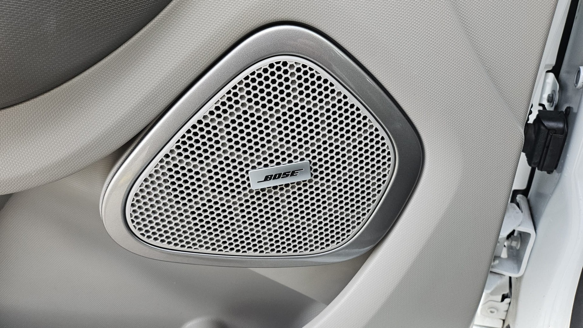RENAULT Zoe Limited R110 (incl. Batterie)-image-10