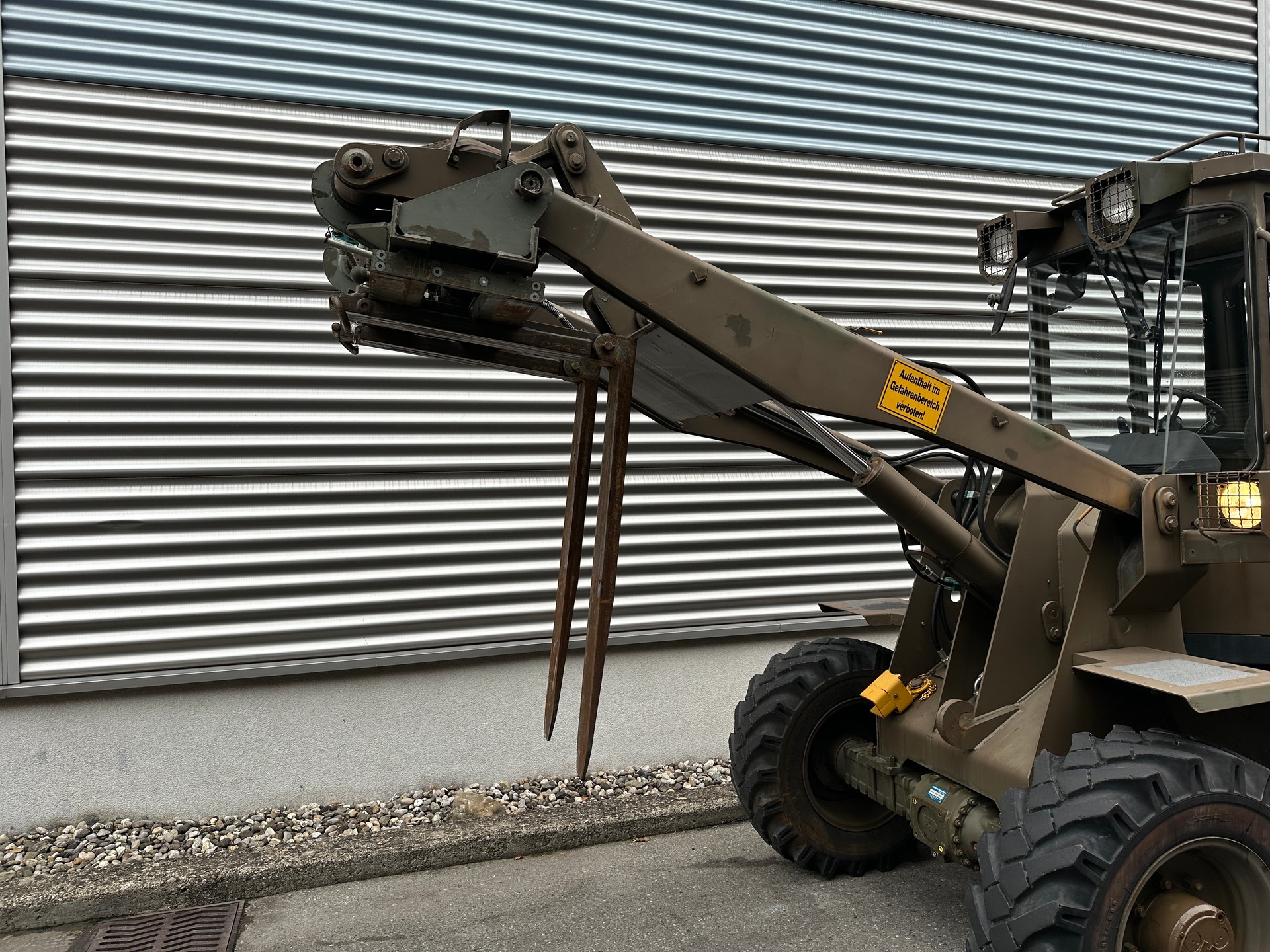 MERCEDES-BENZ LIEBHERR L 508-image-17