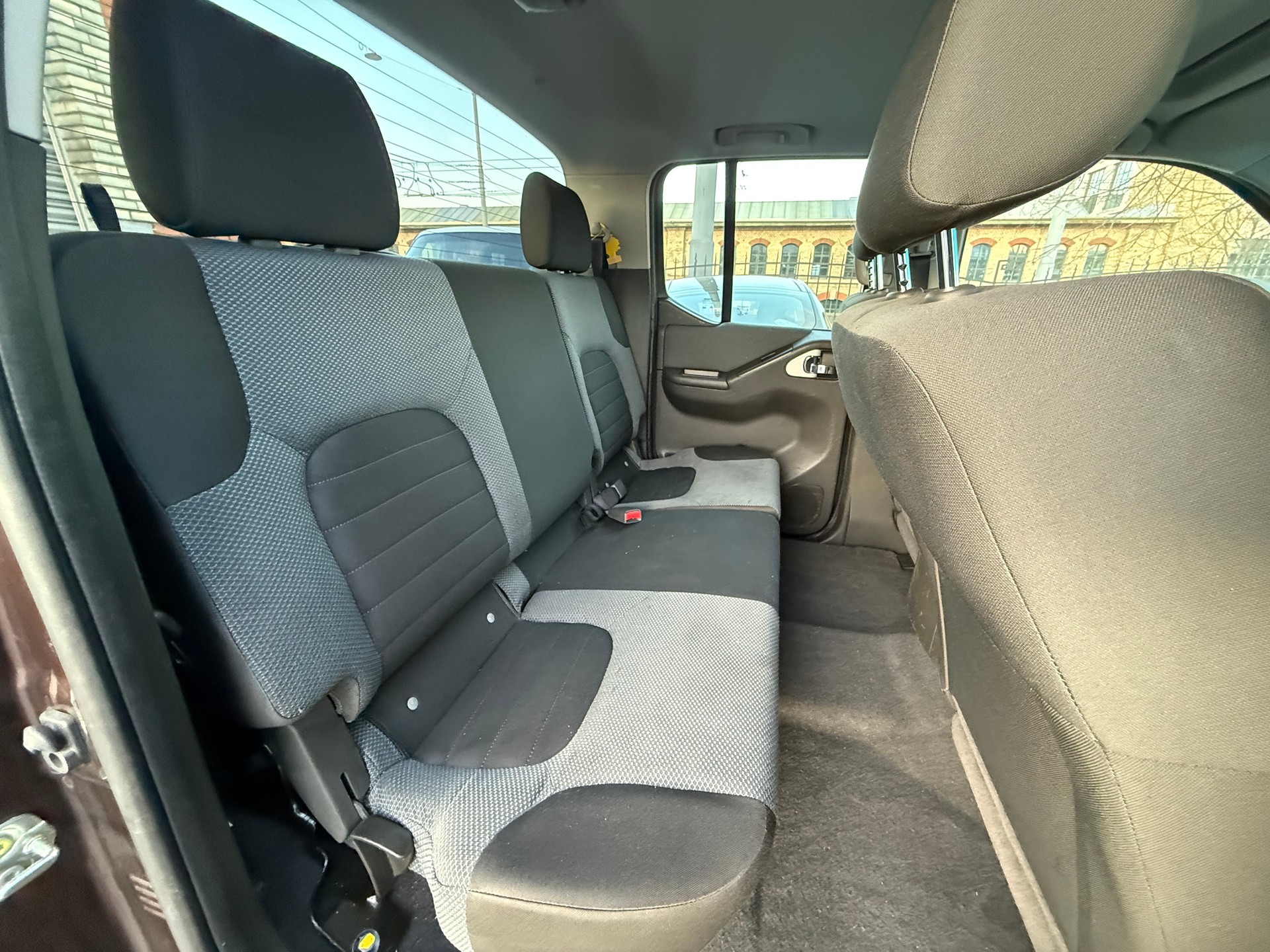 NISSAN Navara Double Cab LE 2.5 dCi 4WD-image-13