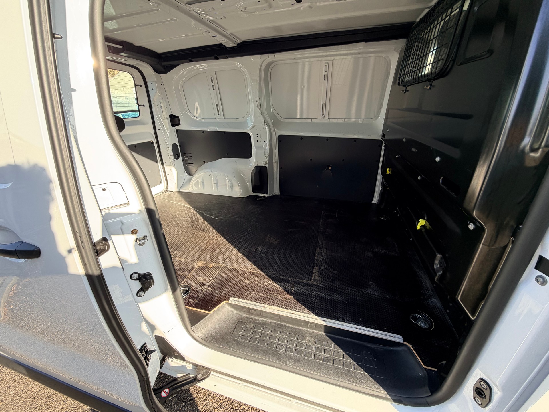FIAT Scudo 2.0 MJ L2 Business Swiss Worker AT-image-11