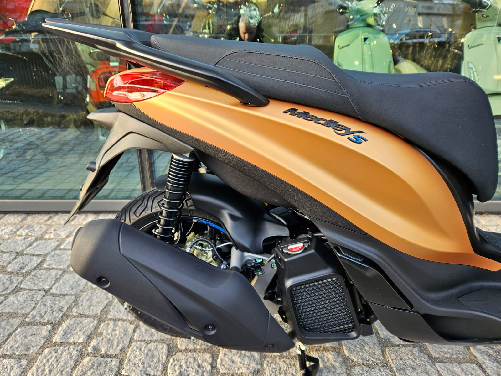 PIAGGIO Medley 125 Sport E5+-image-5