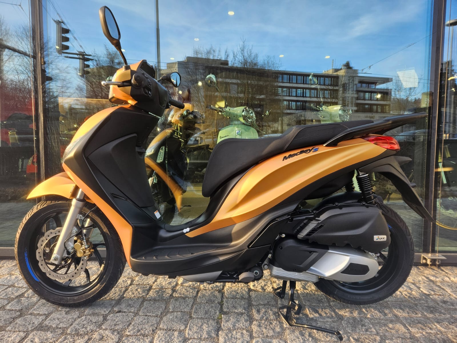 PIAGGIO Medley 125 Sport E5+-image-3