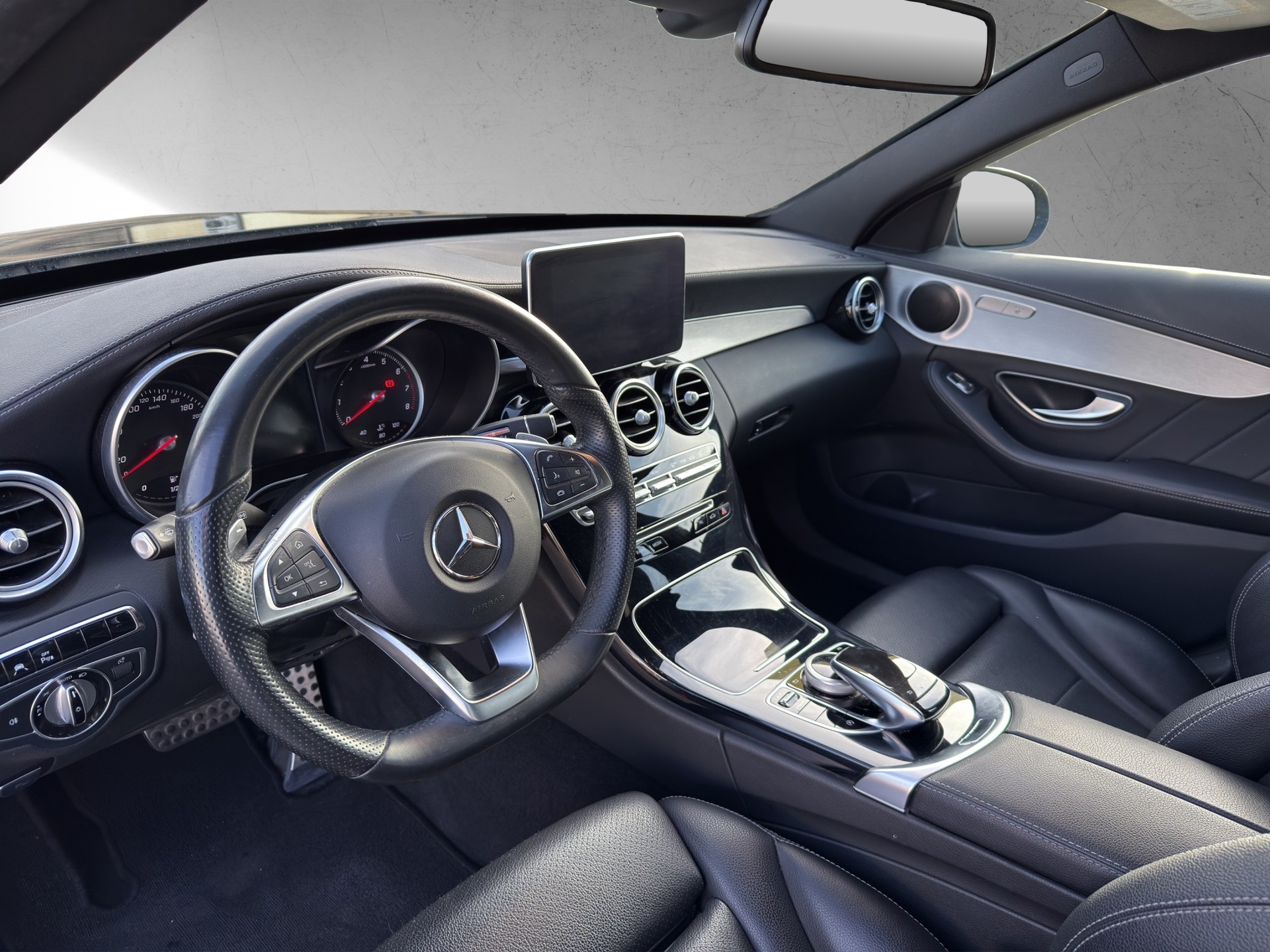 MERCEDES-BENZ C 400 AMG Line 4Matic 7G-Tronic-image-5