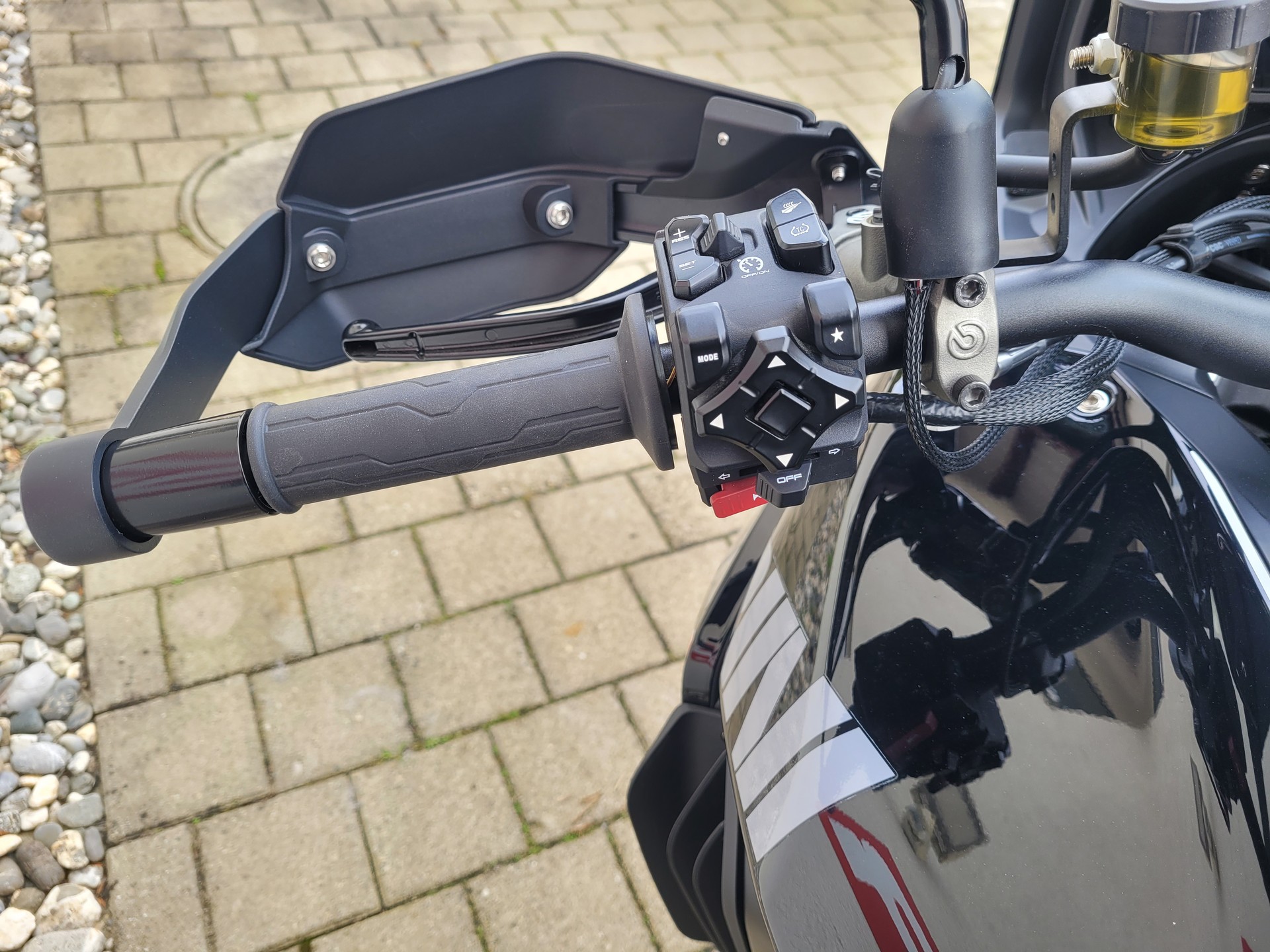 MOTO MORINI X-Cape 1200-image-8