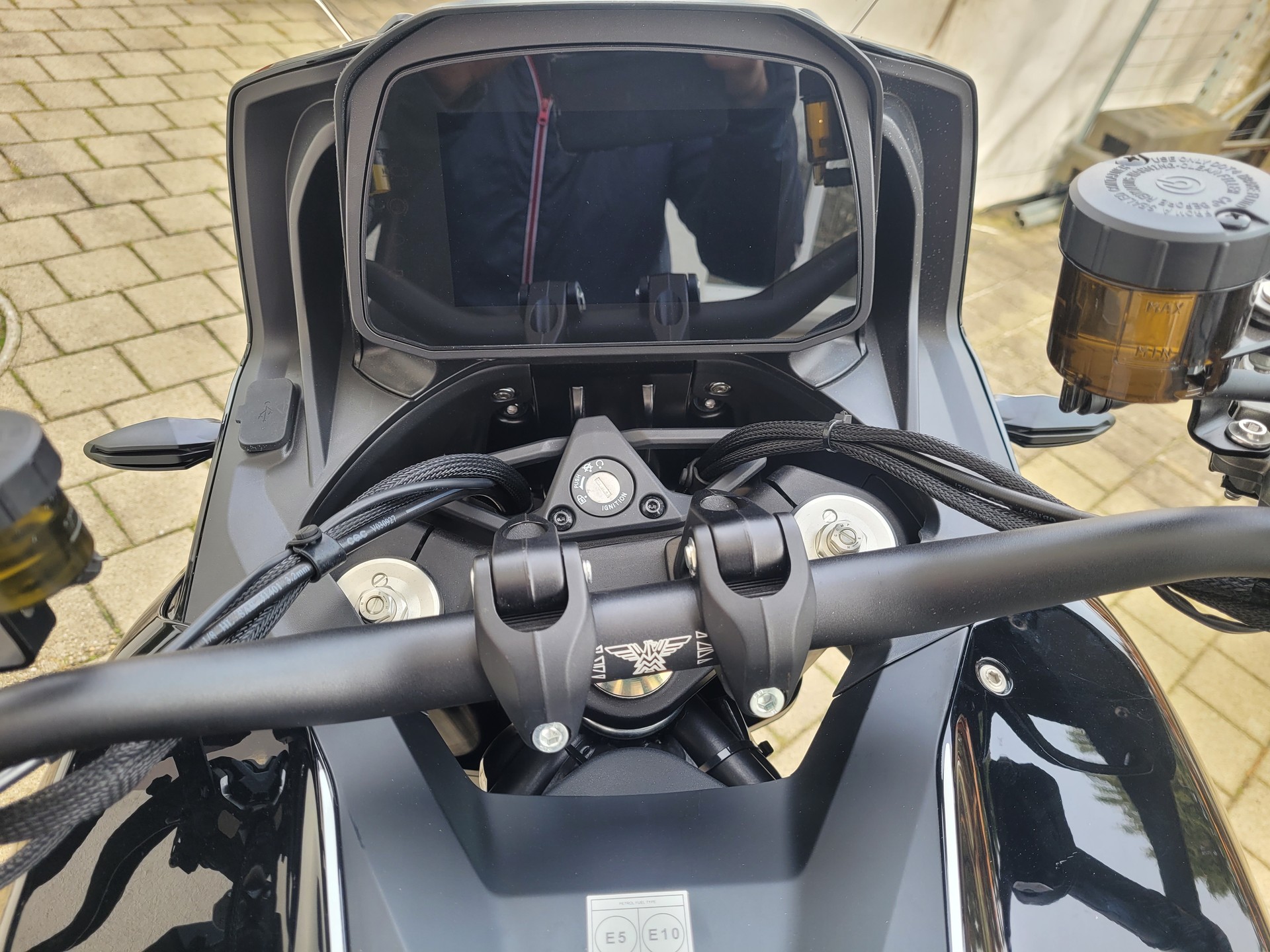 MOTO MORINI X-Cape 1200-image-9