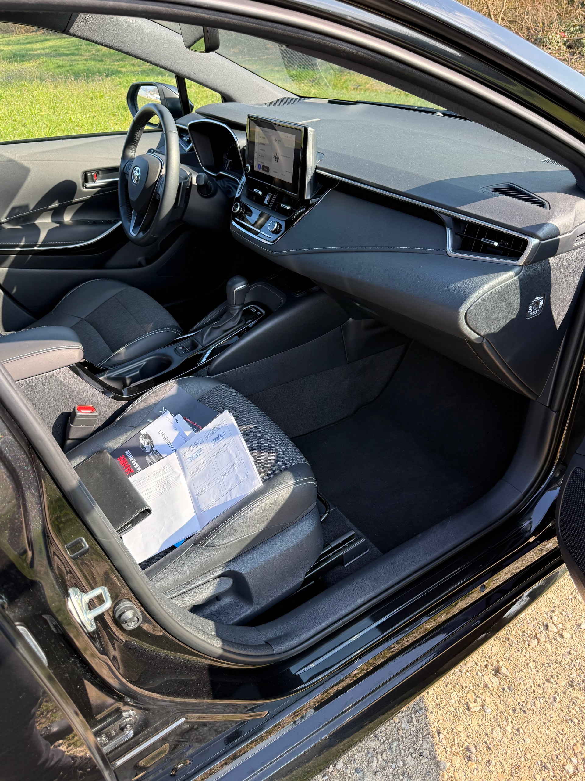 TOYOTA Corolla 2.0 HSD GR-S e-CVT-image-14