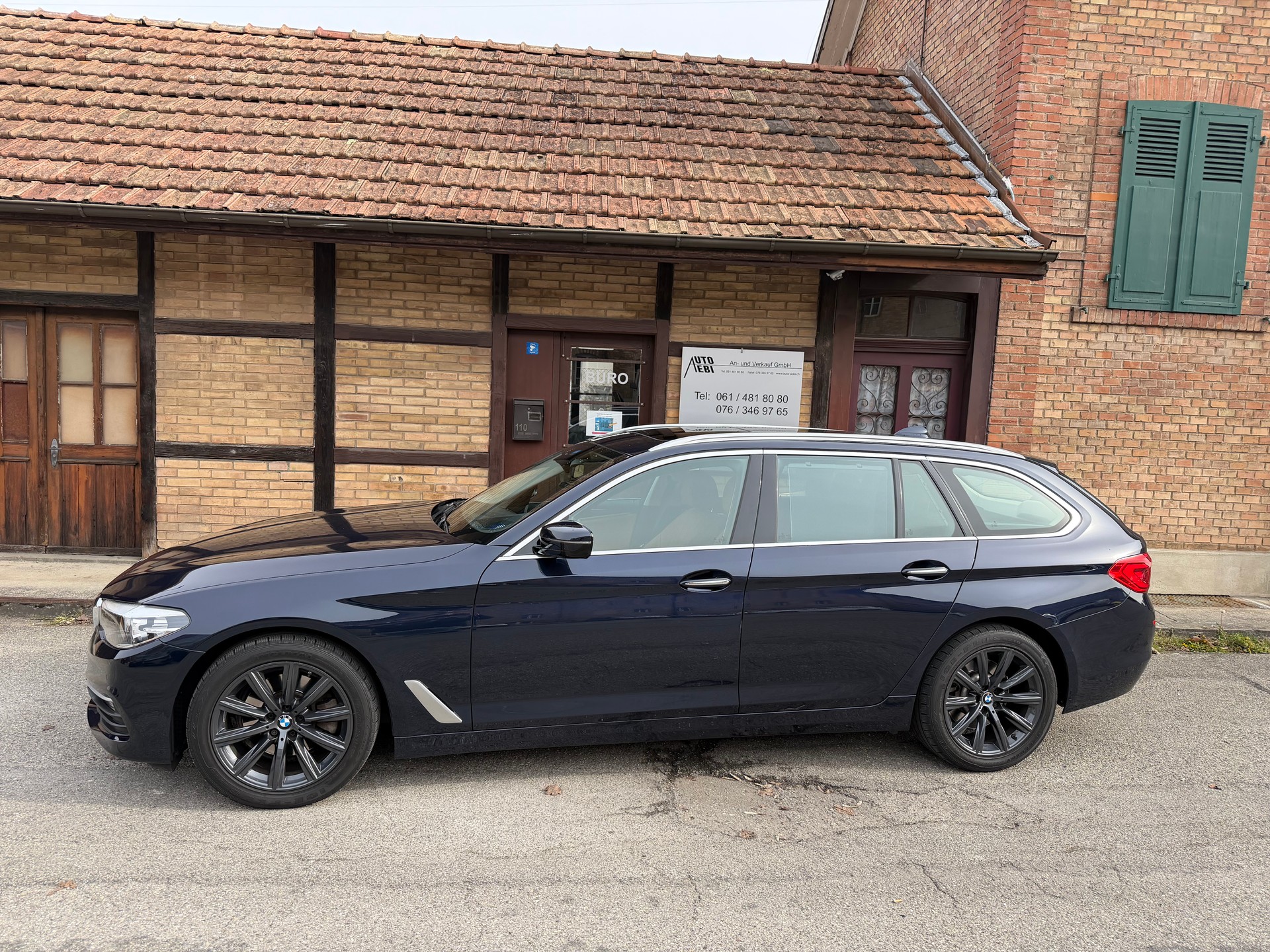 BMW 520d Touring Steptronic-image-2