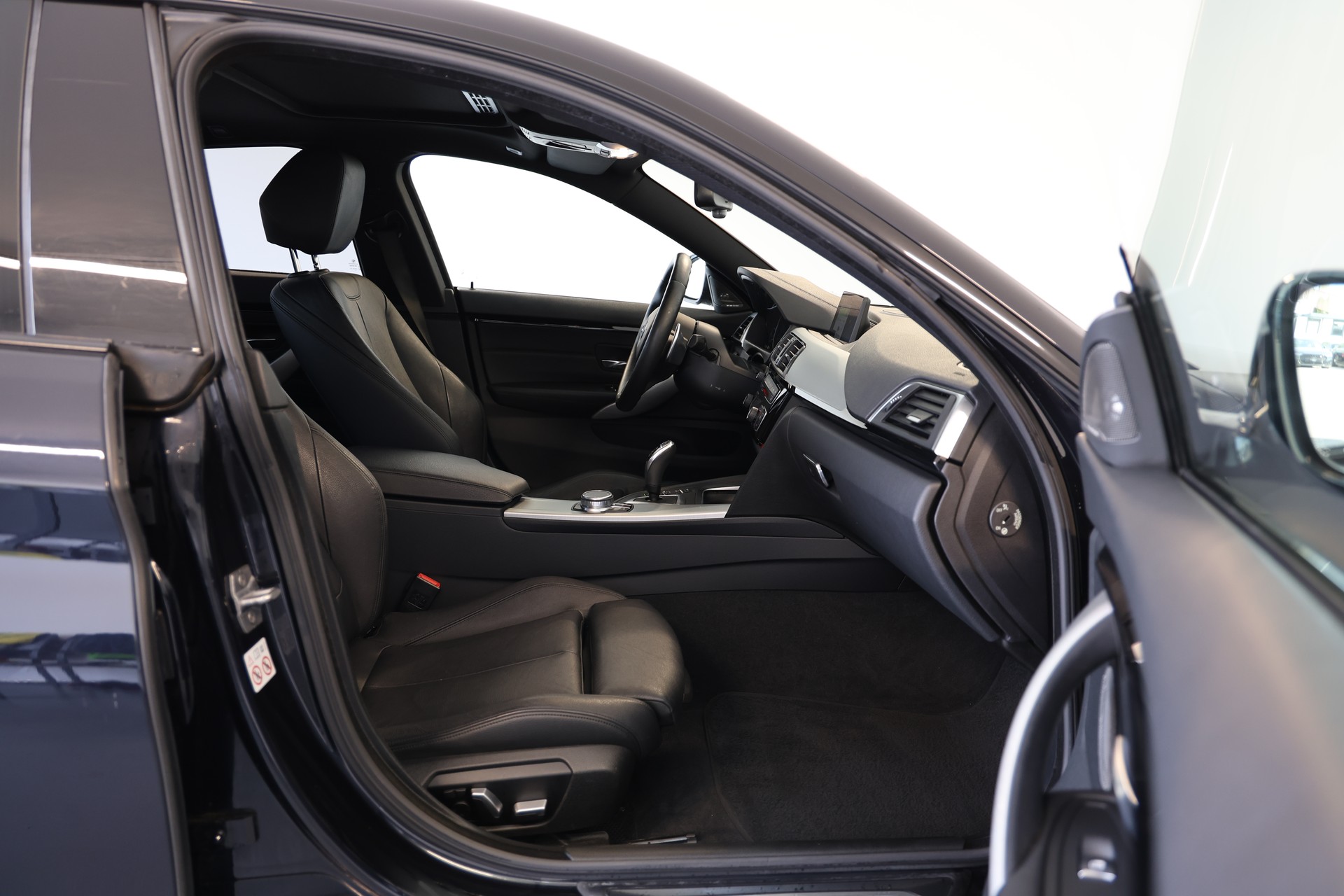 BMW 435d Gran Coupé xDrive M Sport Steptronic-image-11