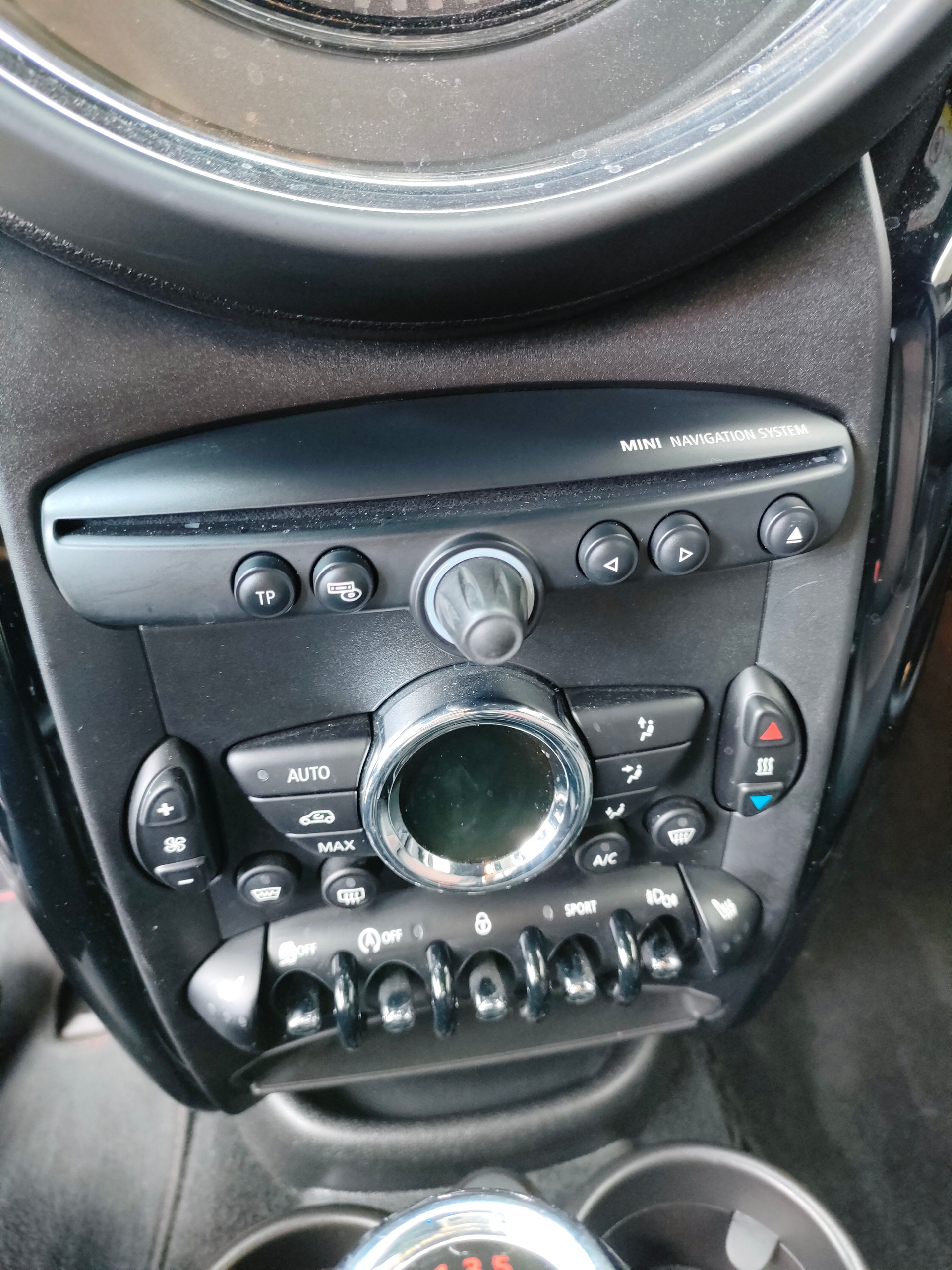 MINI Countryman Cooper D ALL4-image-7