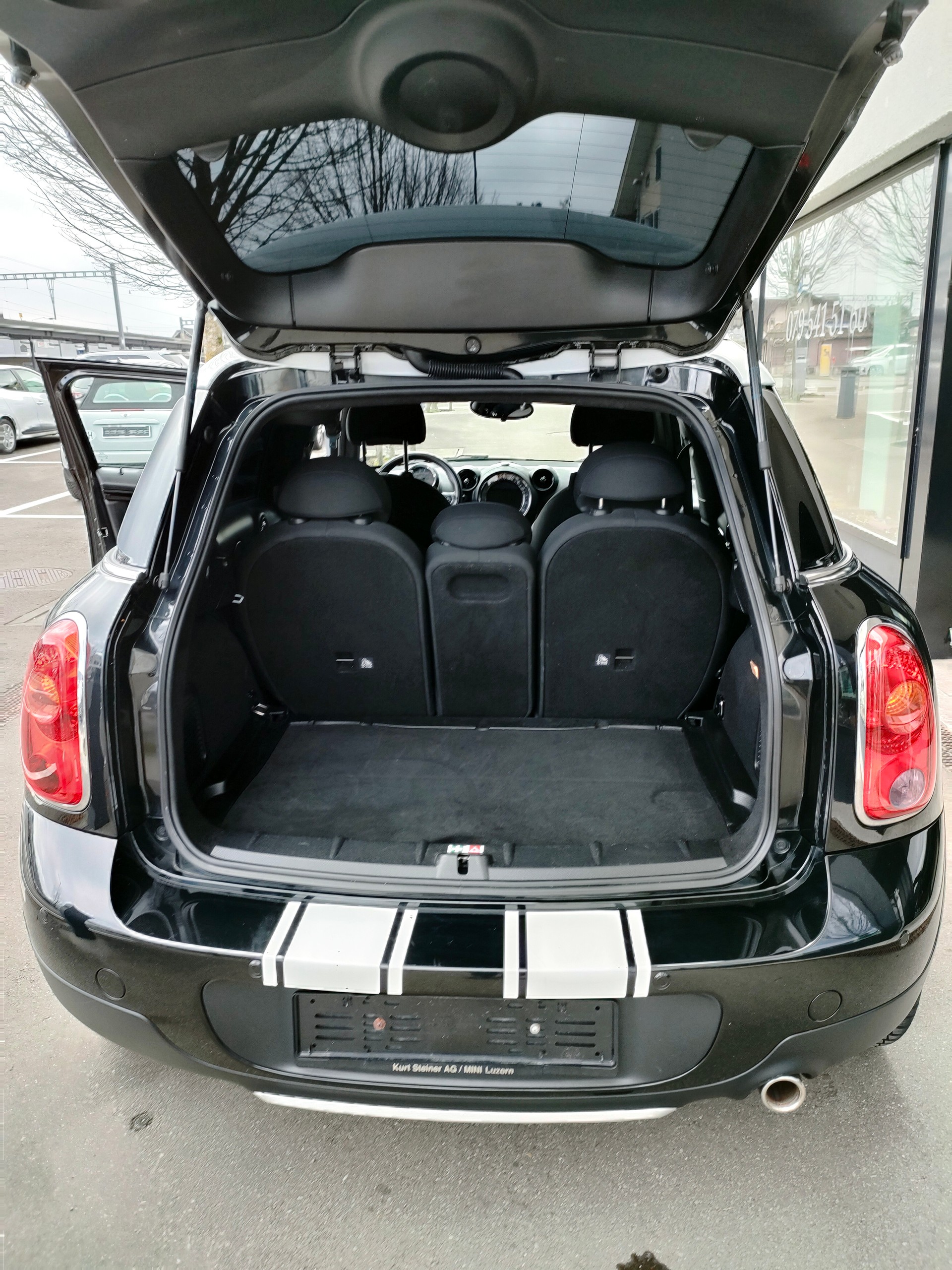 MINI Countryman Cooper D ALL4-image-11