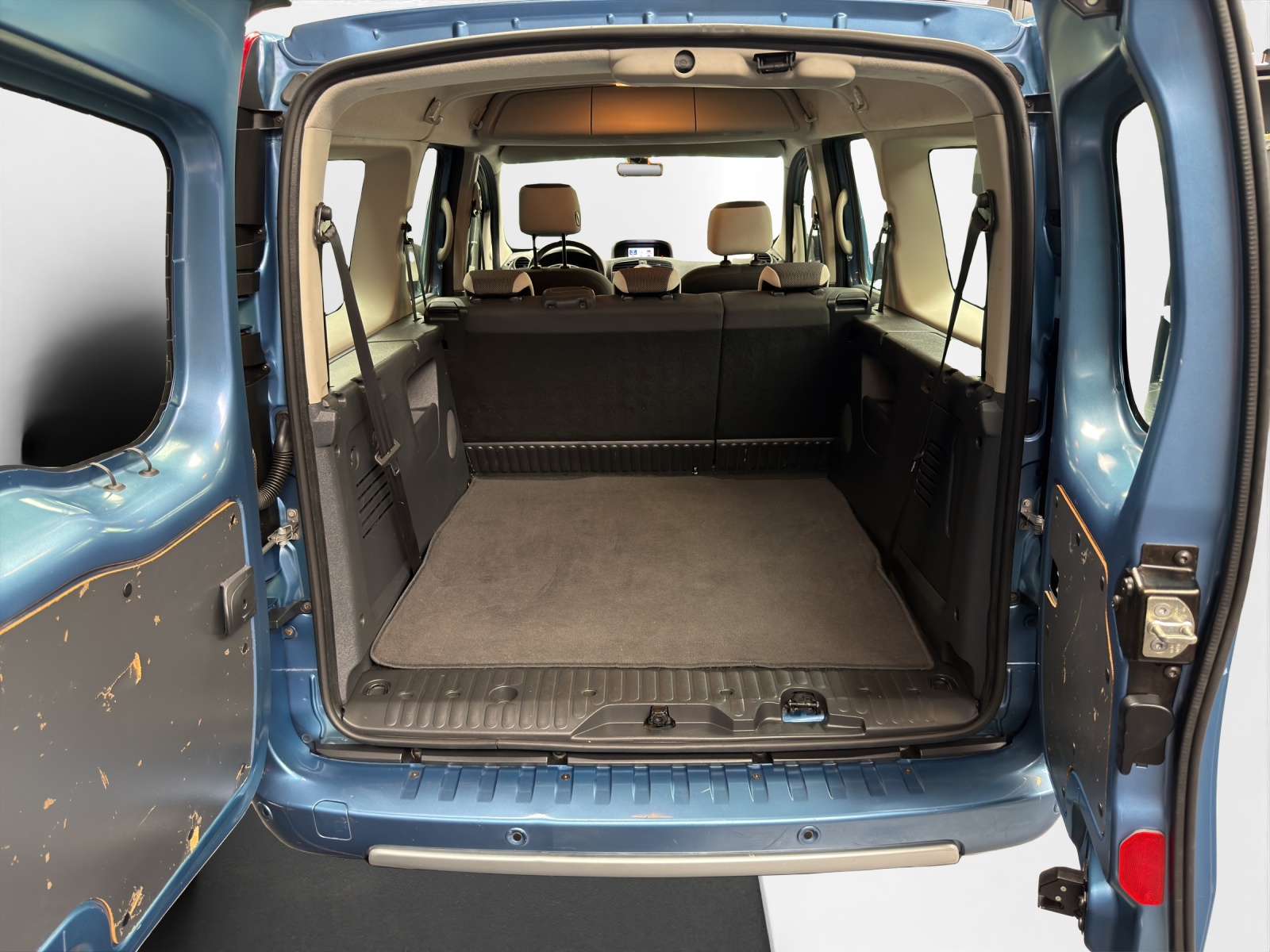 RENAULT Grand Kangoo 1.5 dCi Dynamique-image-14